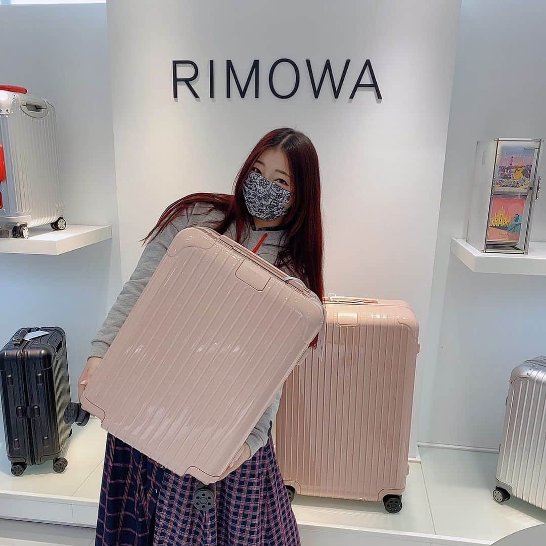 ツナマヨさんのインスタグラム写真 - (ツナマヨInstagram)「I♡RIMOWA  #rimowa」11月19日 17時36分 - tunamayo0113