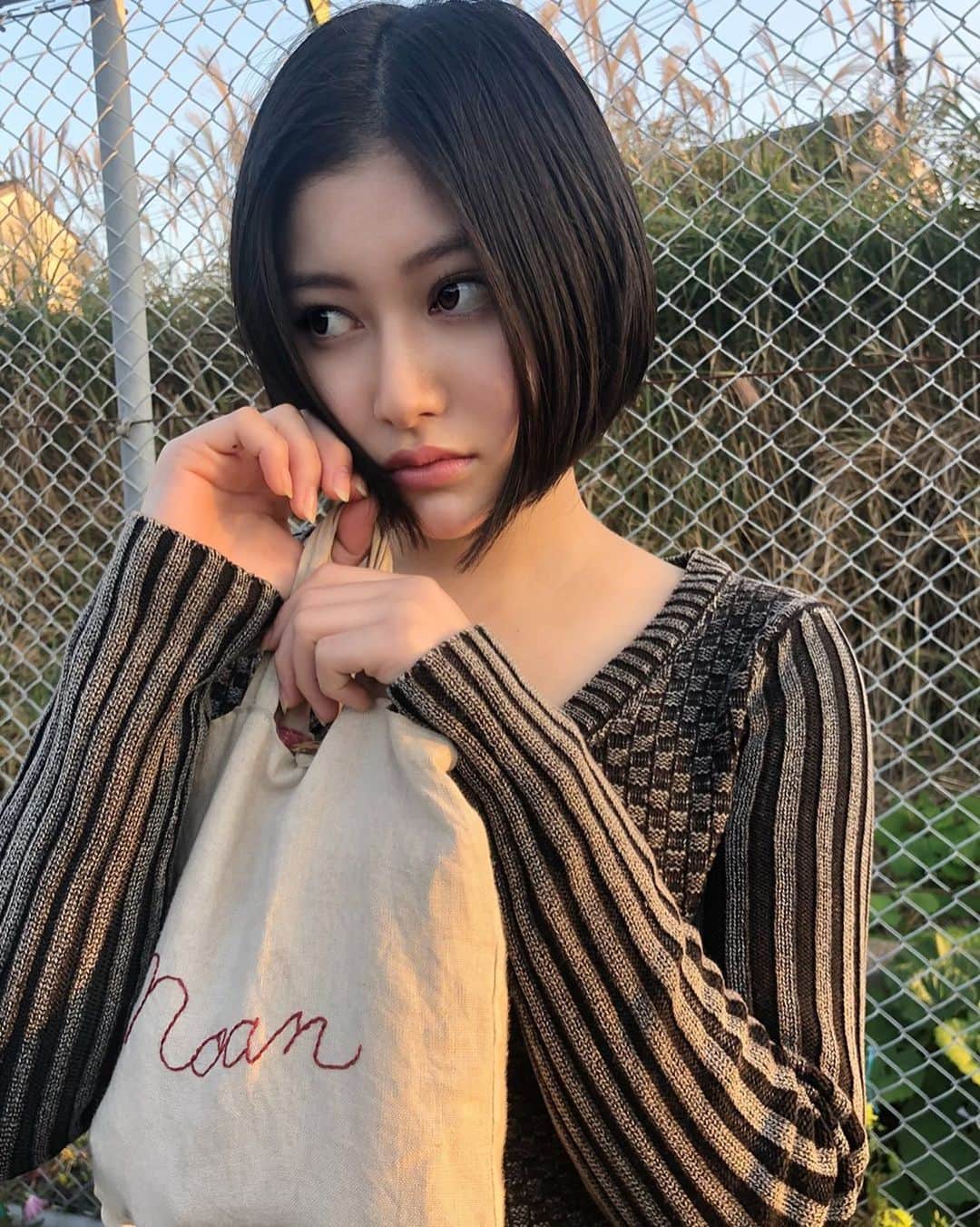 石丸乃晏のインスタグラム：「𝓷𝓸𝓪𝓷'𝓼 𝓫𝓪𝓰💕💎☘️💟✨💭」