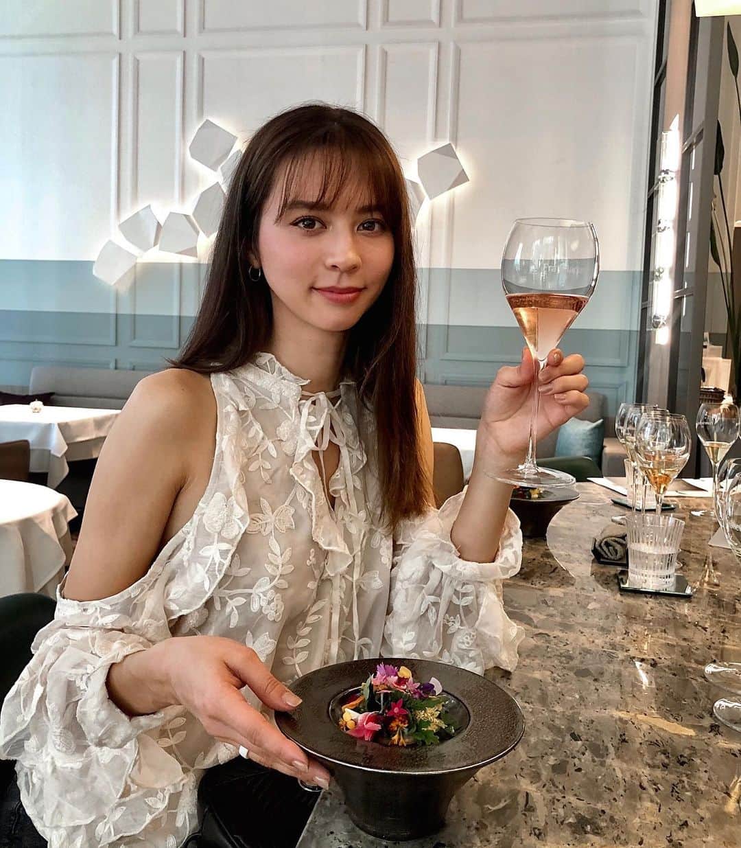 ALEXAのグルメインスタ