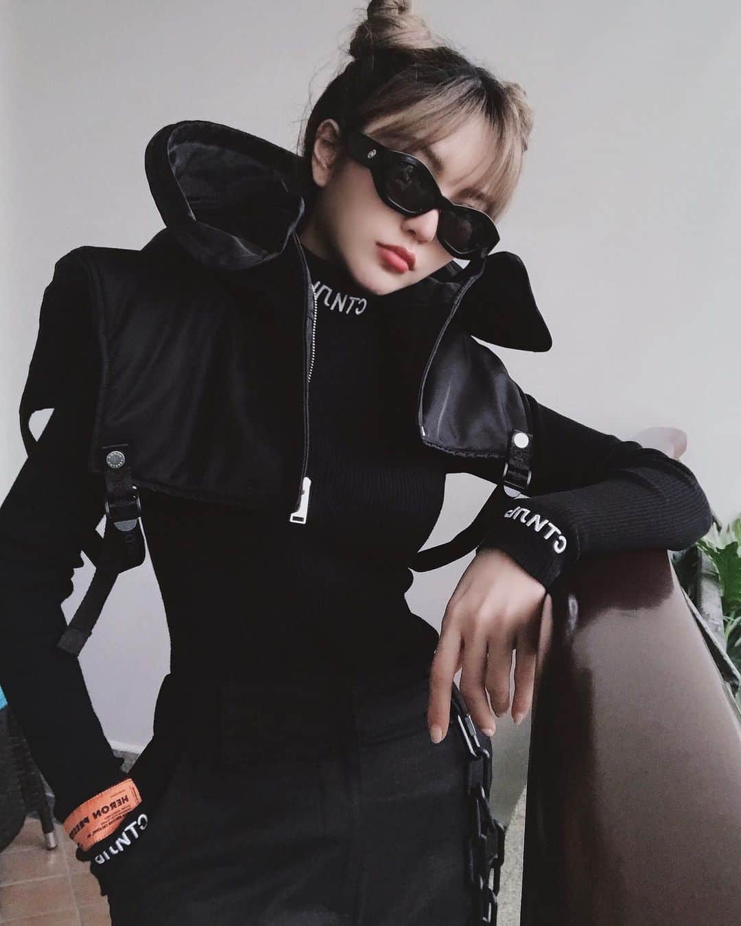 Grace Chowのインスタグラム：「真的打死也想不到有一天我的脖子会上热搜…」