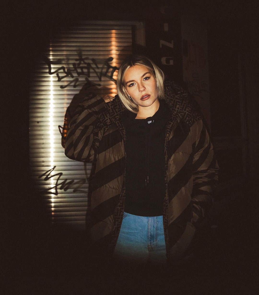 Dagi Beeさんのインスタグラム写真 - (Dagi BeeInstagram)「Get my pretty name outta your mouth 😈」11月19日 19時43分 - dagibee