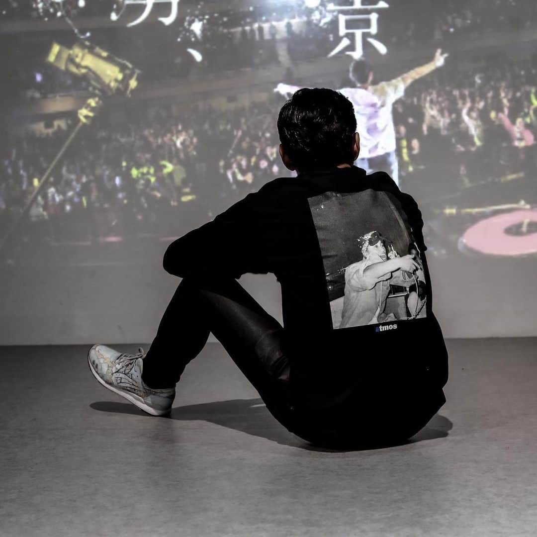 般若さんのインスタグラム写真 - (般若Instagram)「atmosにて「その男東京につき」映画チケット付きロンTを完全受注生産で販売決定！ 11/21〜11/29までの期間限定受注！」11月19日 19時48分 - hannyaofficial
