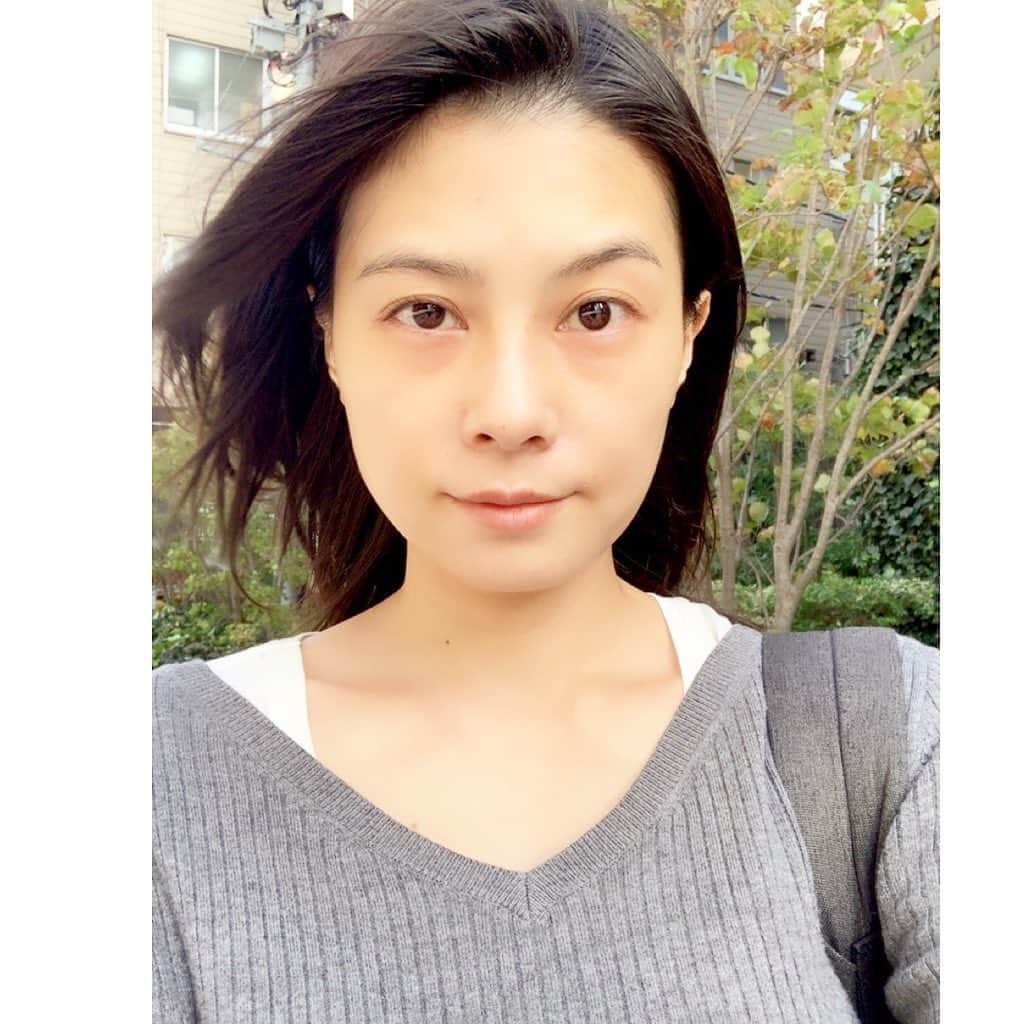 七瀬遥さんのインスタグラム写真 - (七瀬遥Instagram)「ポカポカ日和☀️ 光の写真💗なんか色が変わった💜🌈 今日は撮影の後、流れでマネージャーさんのクリアリングする事に🤗根深いものが浮き上がっていて🤲これも全てベストタイミング✨✨スッキリされたようで良かった😆💖 ていうか、まだご本人は半信半疑ですが、マネージャーさんも、◯◯人👽だった事が判明しました🤣🤣🤣  #ポカポカ日和#UEプラクティショナー#癒し#nomake#shooting#good#smile#happy#happiness#tokyo#japan」11月19日 19時48分 - haruka_mh