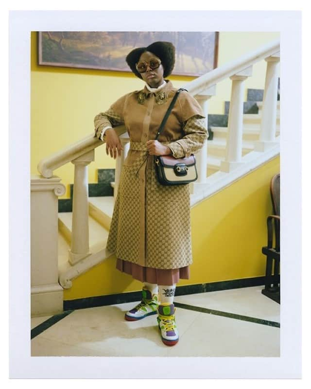 グッチさんのインスタグラム写真 - (グッチInstagram)「The new #GucciBasket high top sneakers with fluorescent details worn with socks featuring @chatsworthofficial’s crest, slingback pumps, a suede #GucciJackie1961 bag and #GucciPrincetown slippers are among the accessories from #Gucci’s new collection debuting in the episodes of ‘Ouverture Of Something That Never Ended’. Photography by @gus_van_sant. Follow the GucciFest fashion and film festival through link in bio or on @gucci. #GucciFest #GucciOuverture #AlessandroMichele @alessandro_michele」11月19日 20時00分 - gucci