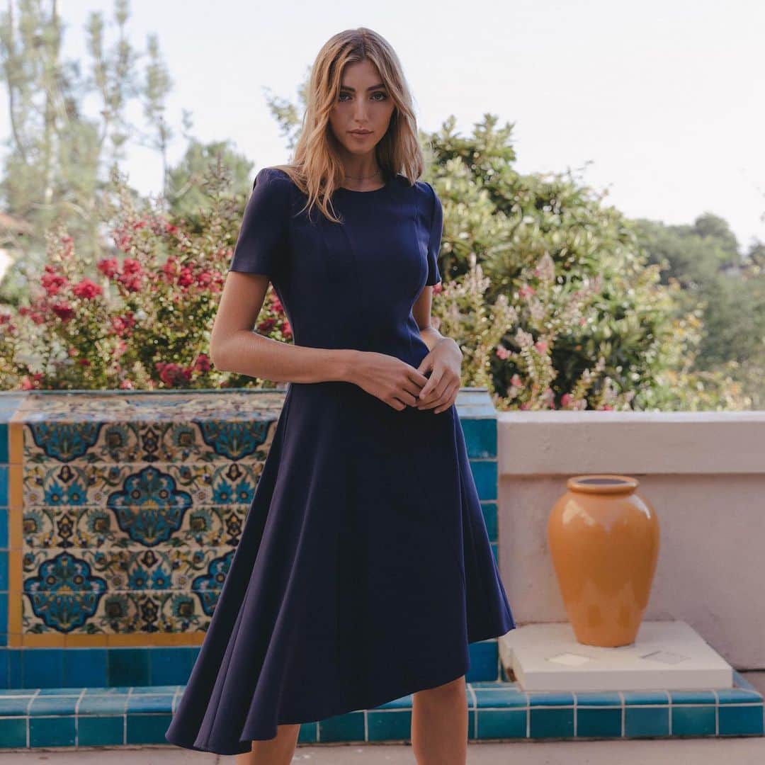ブラックハローのインスタグラム：「The good kind of blues in our Olcay Dress 💙 // #bhstyle」