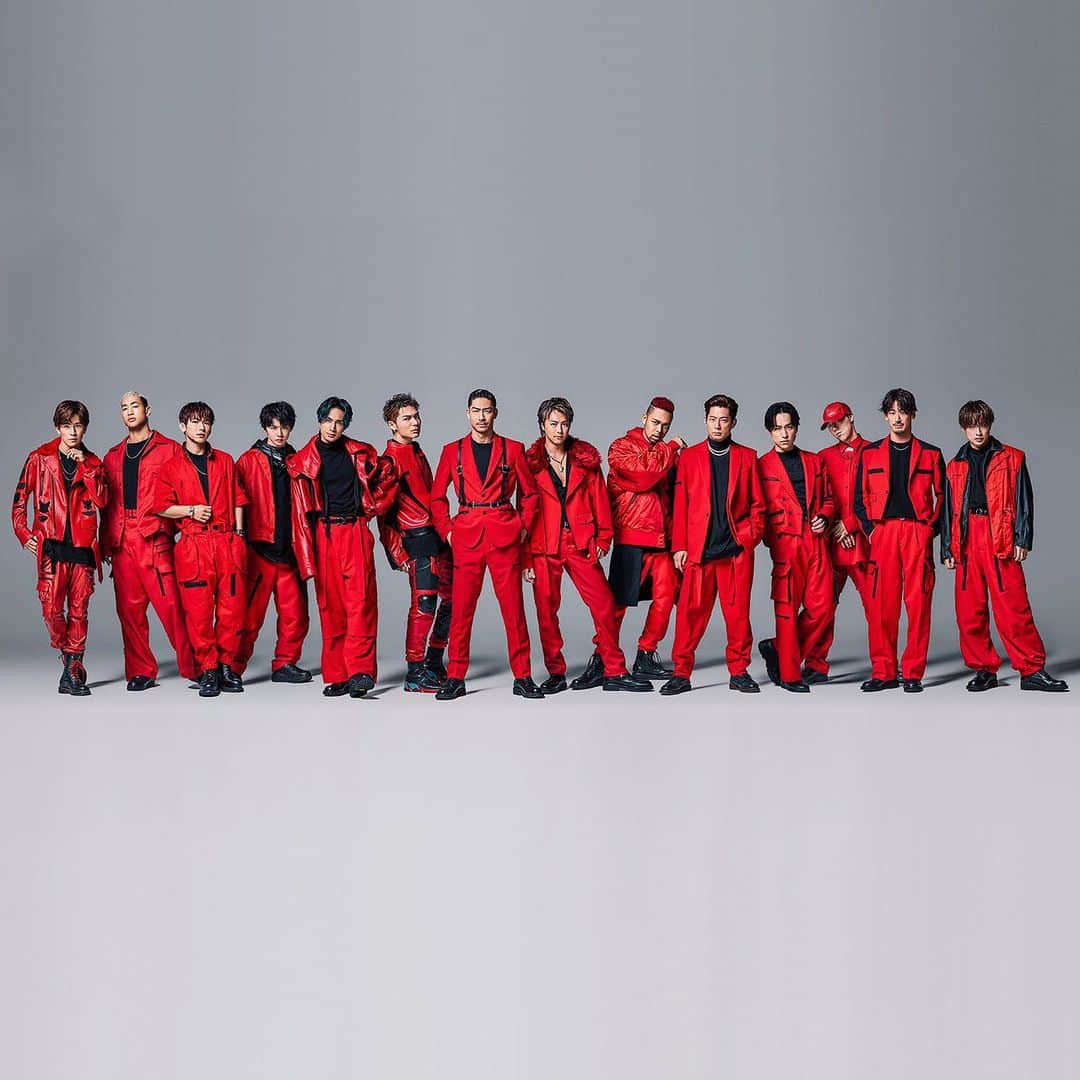 小川哲史のインスタグラム：「NEW EXILE  衣装デザインさせて頂きました🙇🏻  #exile #redphoenix #costumedesign」
