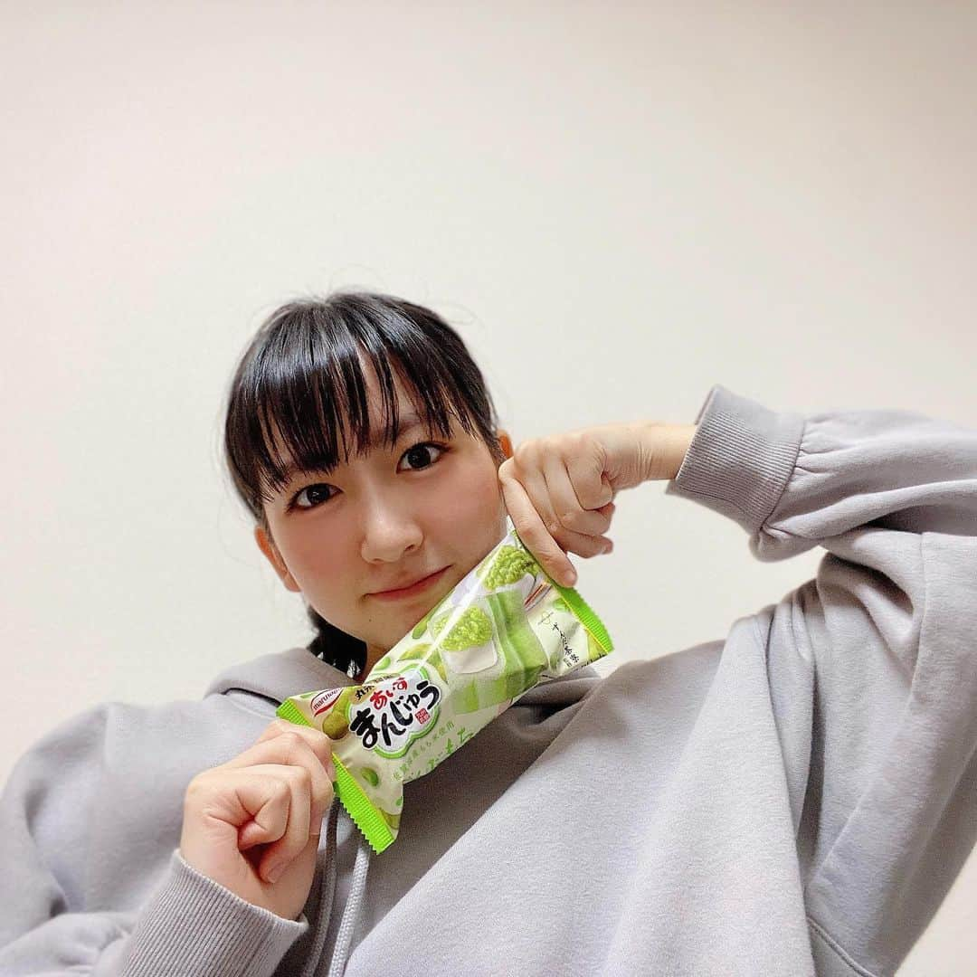 春乃きいなさんのインスタグラム写真 - (春乃きいなInstagram)「↵ #あいすきいな #アイ好きいな  お店いくつか回ってゲットしました✨ #あいすまんじゅう #ずんだ . . 初めてずんだ食べたときの衝撃は忘れられん👀  #ばってん少女隊 #春乃きいな」11月19日 21時38分 - haruno_kiina_official