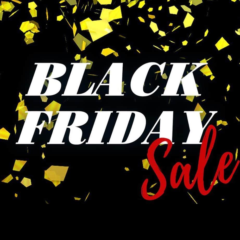 ラレイアのインスタグラム：「今年もやってきました🖤 BLACK FRIDAY SALE🤩💞 ・ 人気ITEMが初のセール価格になったり❤︎ お得なクーポンがご利用できたり❤︎ ・ 期間限定開催なのでお見逃しなく☺️🌺 ・ 対象商品はストーリーからも飛べるので要check😘💓 ・ ・ ・ ---La Leia Precious Life(ラレイア)--- @laleia_official ・ 楽天市場店 https://www.rakuten.co.jp/laleia-p-life/ ・ ・ ・ #art#hawaii#aloha#surf#beach#laleia#ハワイ#フォトジェニック#インスタ映え#インスタ女子#アロハ#ビーチ#海を感じる雑貨#ラレイア#アート#ビーチガール#サーフスタイル#大人カジュアル#コリーンウィルコックス#ギフト#プレゼント#楽天 #colleenwilcox #ブラックフライデー#セール#お知らせ#blackfriday」