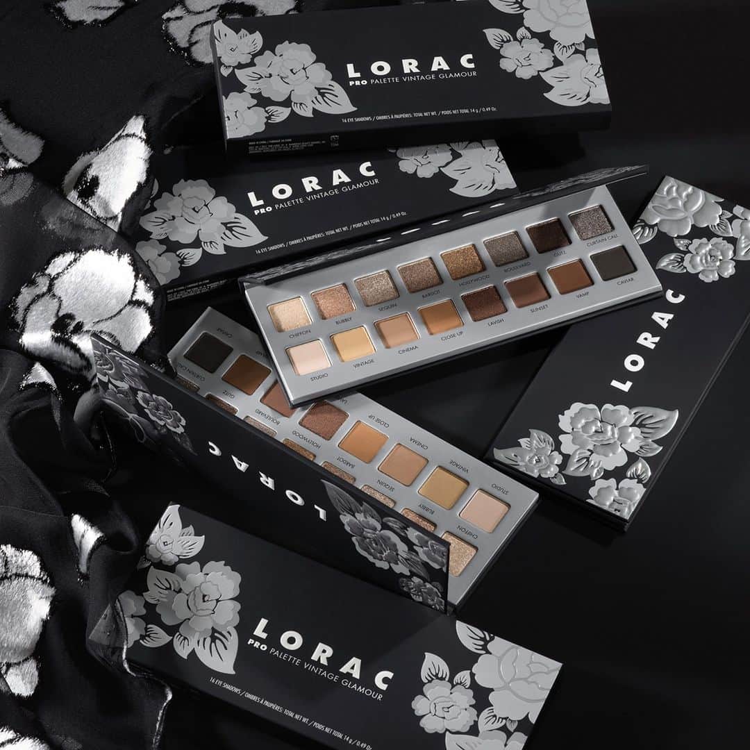 LORACさんのインスタグラム写真 - (LORACInstagram)「In the mood for a classic Hollywood glam 🖤 PRO Palette Vintage Glamour (with our NEW amped-up, richer pigment PRO formula!) available now on LORAC.com ($29) - link in bio!   #LORAC #LORACCosmetics #VintageGlamour #Holiday #LORACPROPalette #PROPalette」11月19日 22時00分 - loraccosmetics