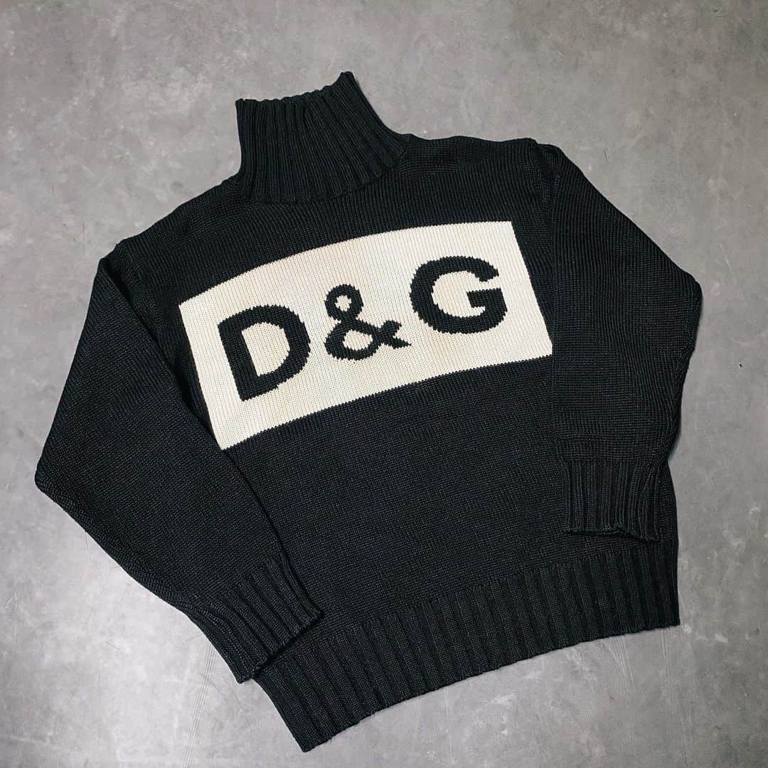 DJ FUMIのインスタグラム：「最近また古着熱👶  D&Gが古着屋に並ぶ時代  #archivefashion  #vintageclothing」