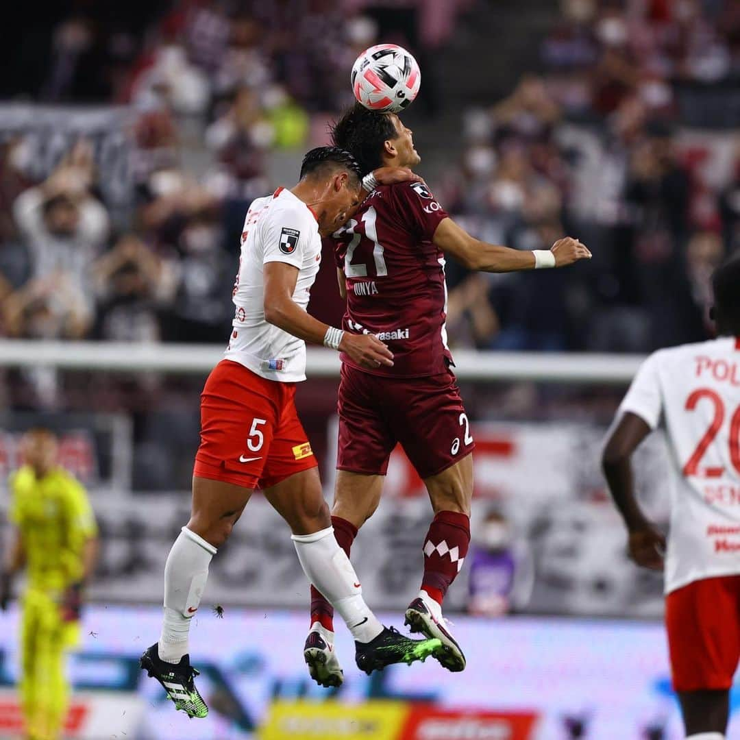 ヴィッセル神戸さんのインスタグラム写真 - (ヴィッセル神戸Instagram)「[MATCH PHOTOS] VISSEL KOBE vs. URAWA REDS  #vissel #visselkobe #ヴィッセル #ヴィッセル神戸 #Kobe #神戸 #WeAreKobe #KobeForeverForward #一致団結 #JLeague #Jリーグ #DAZN」11月19日 22時16分 - visselkobe