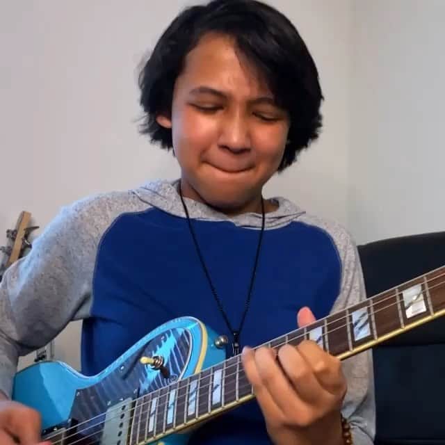 ヴィクター・ウッテンのインスタグラム：「The Next Generation.  Music is in Good Hands.」
