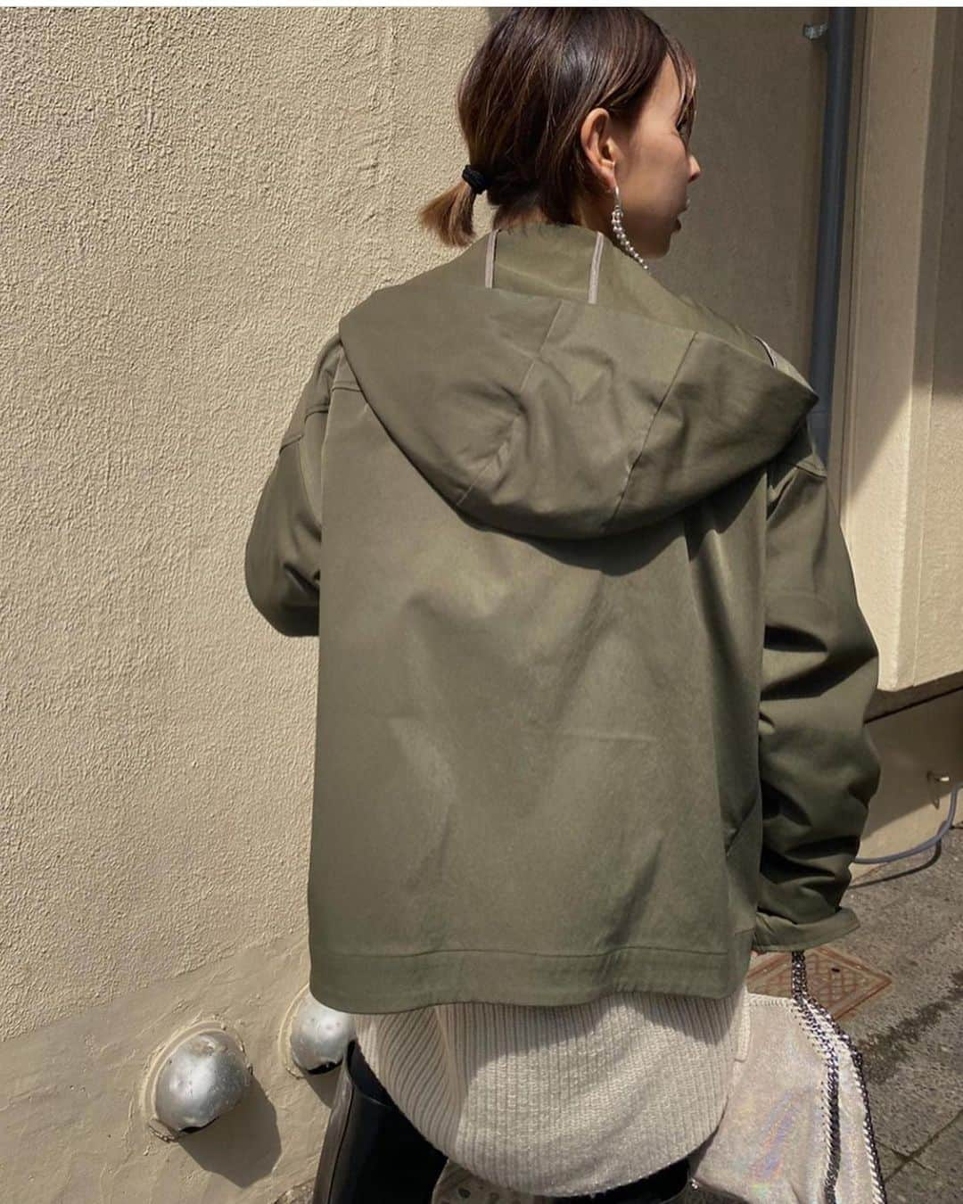 黒石奈央子さんのインスタグラム写真 - (黒石奈央子Instagram)「アメリふく . .  military layered boa coat ¥38000 11/20 . . このボアコートはなんとしたのショートミリタリージャケットと、セットなの！ なので、それぞれ取り外しても着られる。  @ameri_shinjuku @amerivintage @ameri_daikanyama @ameri.shinsaibashi #ameri#amerivintage #fashion #vintagefashion #coordinate#ootd#outfit#osanposnap #705_outfit #大人ファッション #大人コーディネート #大人スタイル #modestyle #modefashion#modecasual」11月19日 22時25分 - blackstone705