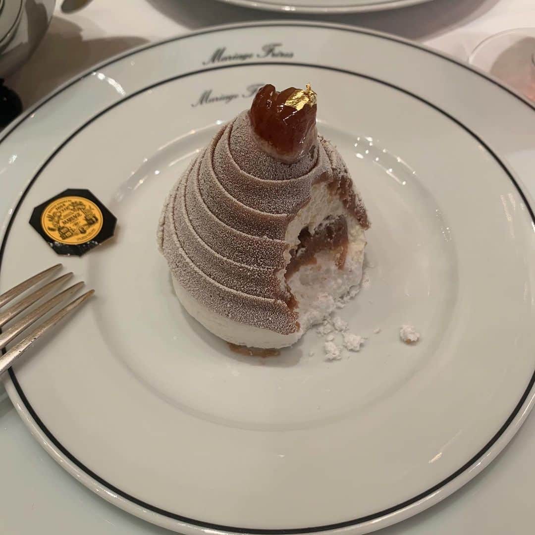 のインスタグラム：「きみのと半分こしたい #食べかけグラム」