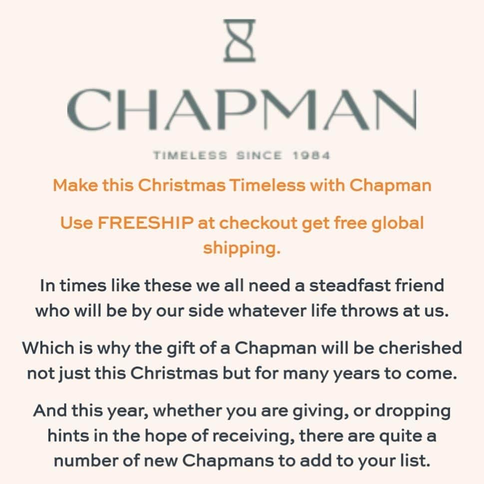 ジョンチャップマンのインスタグラム：「The @chapmanbags Christmas Gift Guide is here. Have a look at our special selection with free global shipping. ➡️ Link in bio」