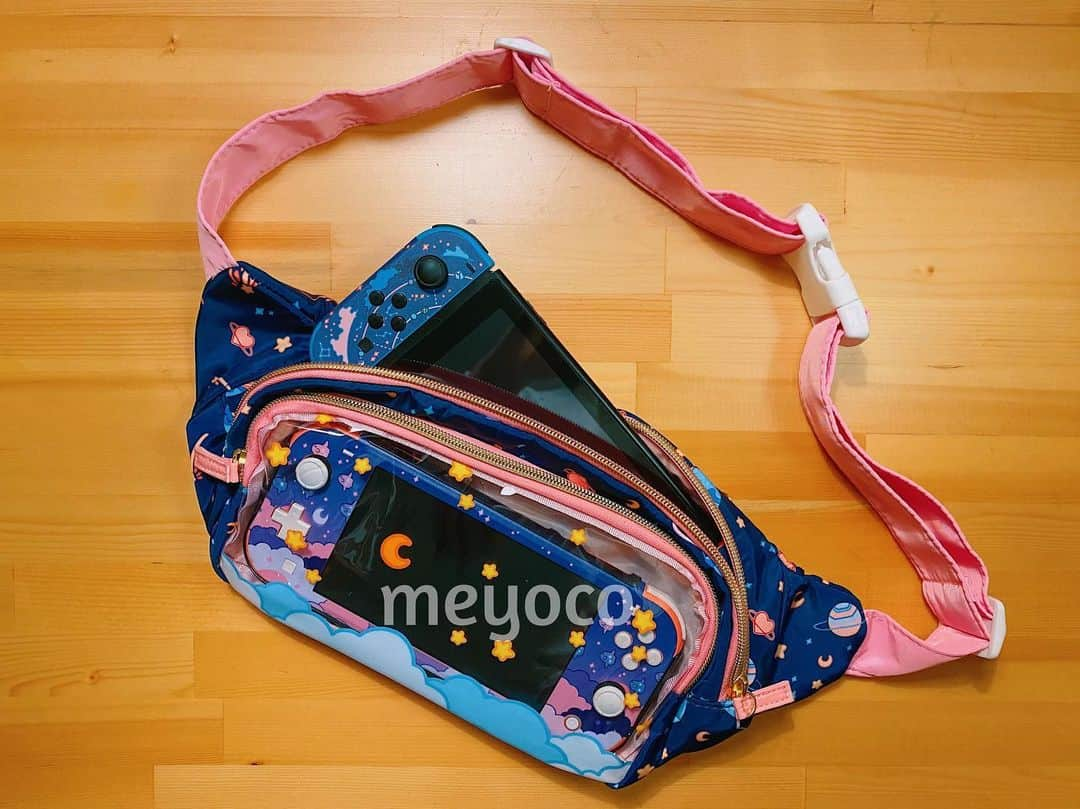 meyocoさんのインスタグラム写真 - (meyocoInstagram)「Celestial Bodies fanny pack will be restocked in my online store this Saturday at 10 AM PST! 🌟✨💫」11月19日 22時53分 - meyoco