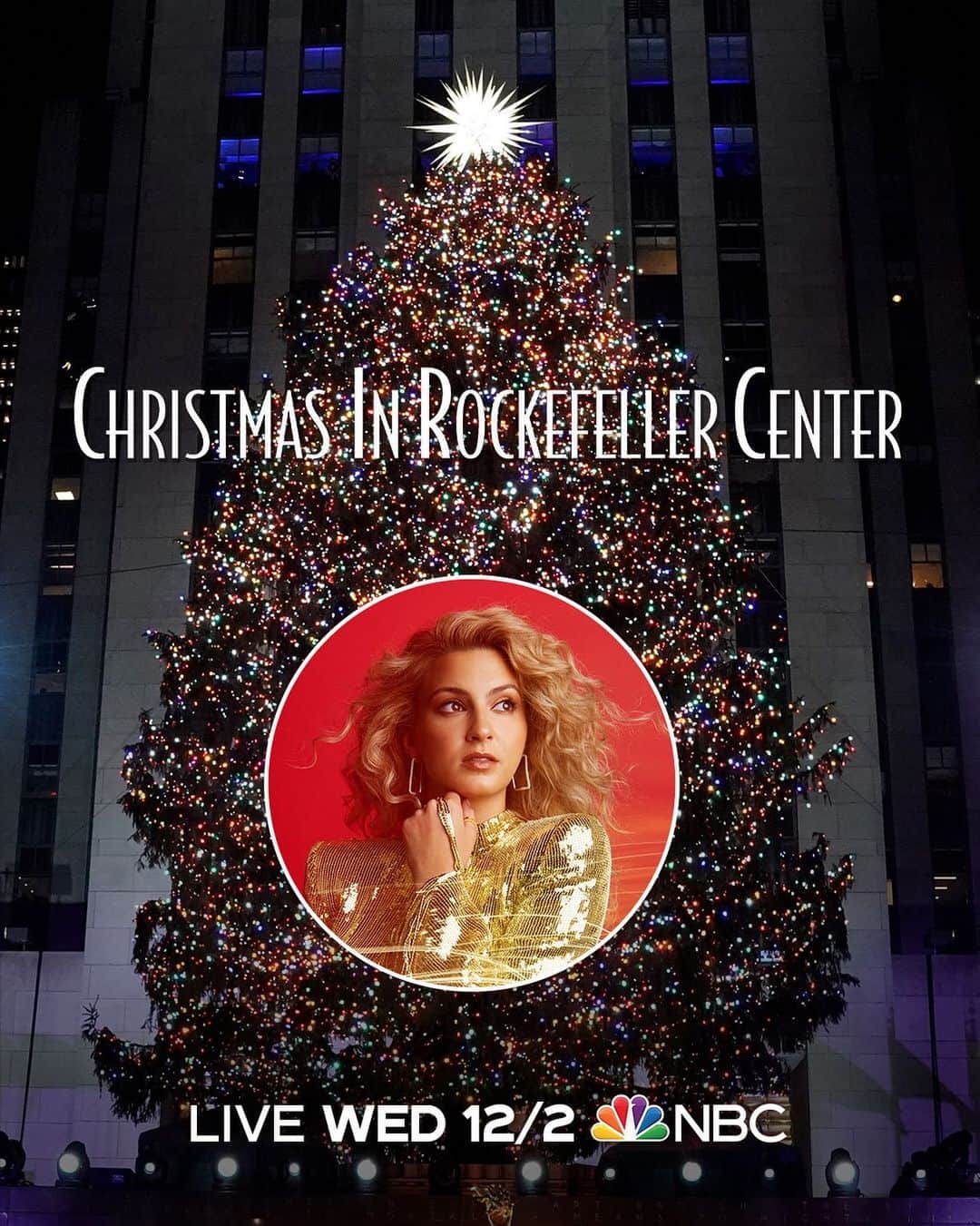 トーライ・ケリーのインスタグラム：「so excited to announce that i'll be performing at #rockcenterxmas!! tune in wednesday, december 2nd at 8/7c on @nbc 🌃🎄✨ #atkchristmas」