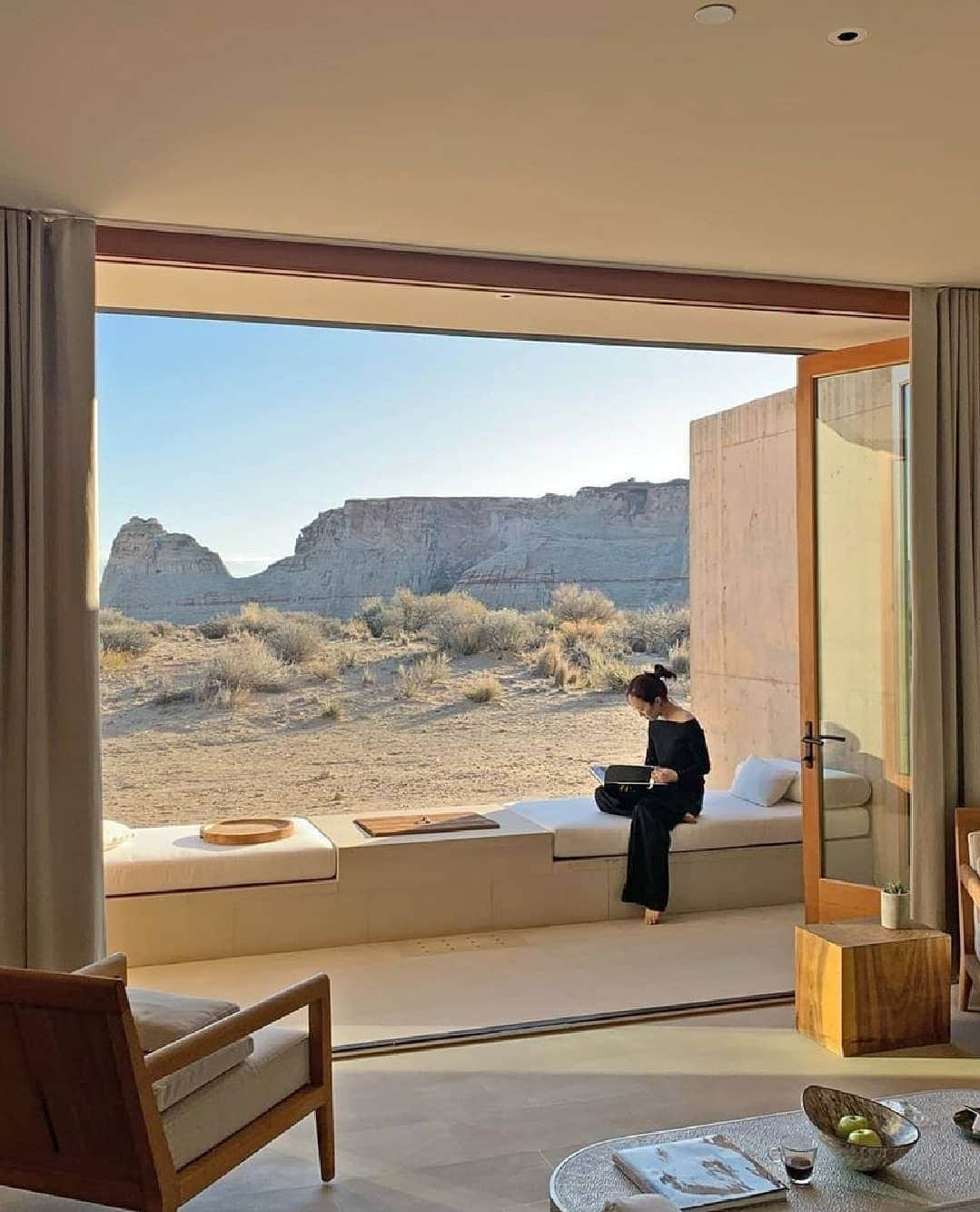 BEAUTIFUL HOTELSさんのインスタグラム写真 - (BEAUTIFUL HOTELSInstagram)「A remote hideaway tucked in the dramatic canyons of the American Southwest, who would want to leave? 🌄 Amangiri, which means "peaceful mountain" offers a 600-acre sanctuary in Navajo Country, Utah. 🇺🇸  Guests are treated to a serious wow-factor, with suites that match the natural landscape, stunning views, a glam swimming pool, and a serene spa. If you're a fan of sunsets, book the Mesa Pool Suite as it catches the rose-gold hues over the Utah desert. 🎴  Is a stay at Amangiri on your bucket list? ✨  📸 @mamaishaute @paulinawilltravel @the_wally_llama @pandora_rara 📍 @amangiri, Utah」11月19日 23時09分 - beautifulhotels