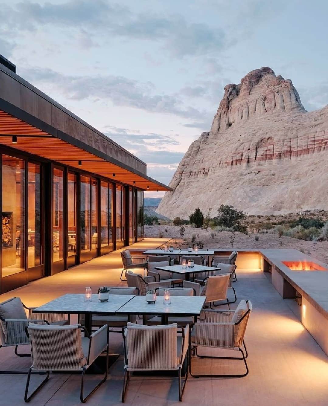 BEAUTIFUL HOTELSさんのインスタグラム写真 - (BEAUTIFUL HOTELSInstagram)「A remote hideaway tucked in the dramatic canyons of the American Southwest, who would want to leave? 🌄 Amangiri, which means "peaceful mountain" offers a 600-acre sanctuary in Navajo Country, Utah. 🇺🇸  Guests are treated to a serious wow-factor, with suites that match the natural landscape, stunning views, a glam swimming pool, and a serene spa. If you're a fan of sunsets, book the Mesa Pool Suite as it catches the rose-gold hues over the Utah desert. 🎴  Is a stay at Amangiri on your bucket list? ✨  📸 @mamaishaute @paulinawilltravel @the_wally_llama @pandora_rara 📍 @amangiri, Utah」11月19日 23時09分 - beautifulhotels