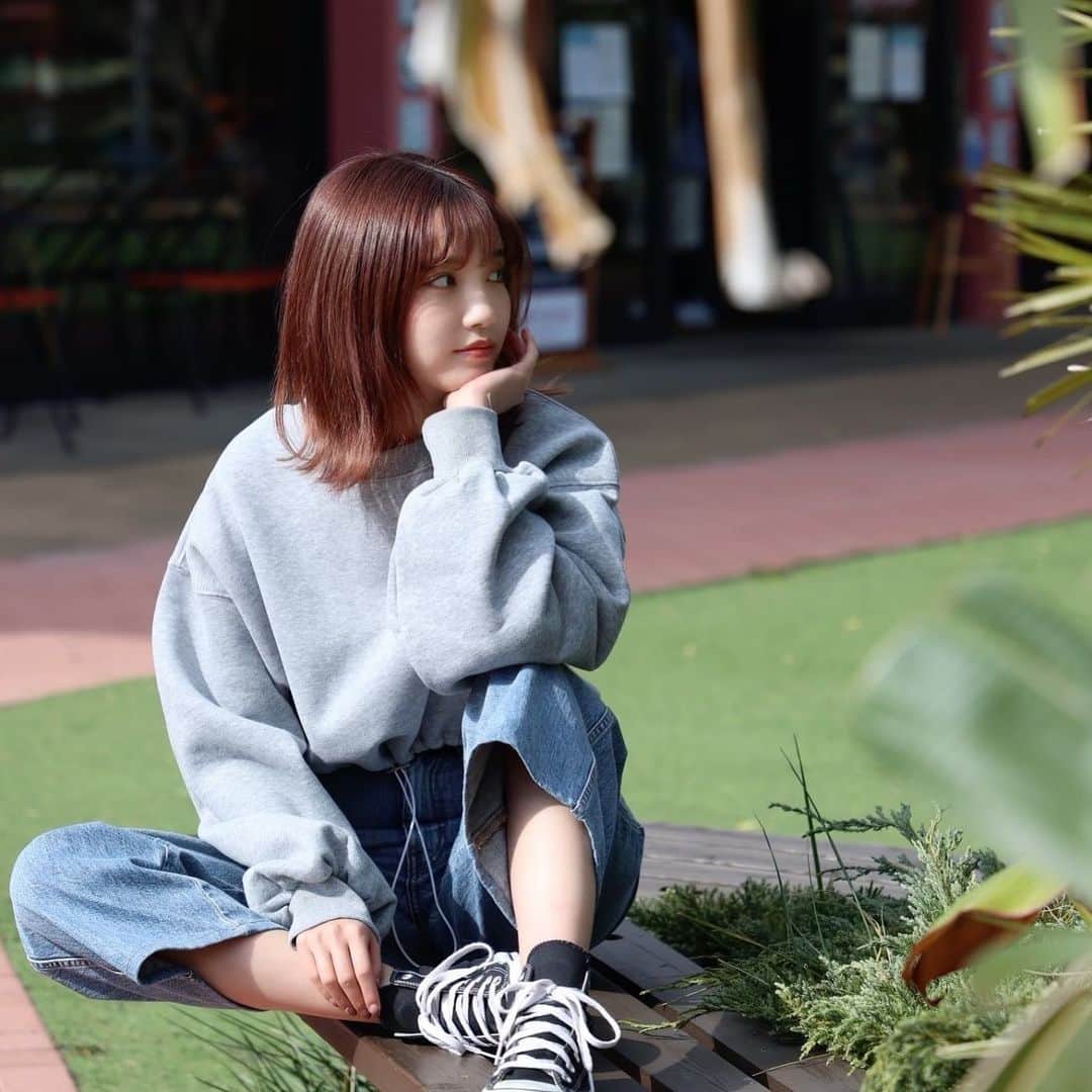 加藤玲奈のインスタグラム：「最近はレッスンの日々です💦 たまには公園とかカフェとかでぼーっとしたいな💭なーんも考えないでぼーっとしてる時間結構好き😌 #runon」