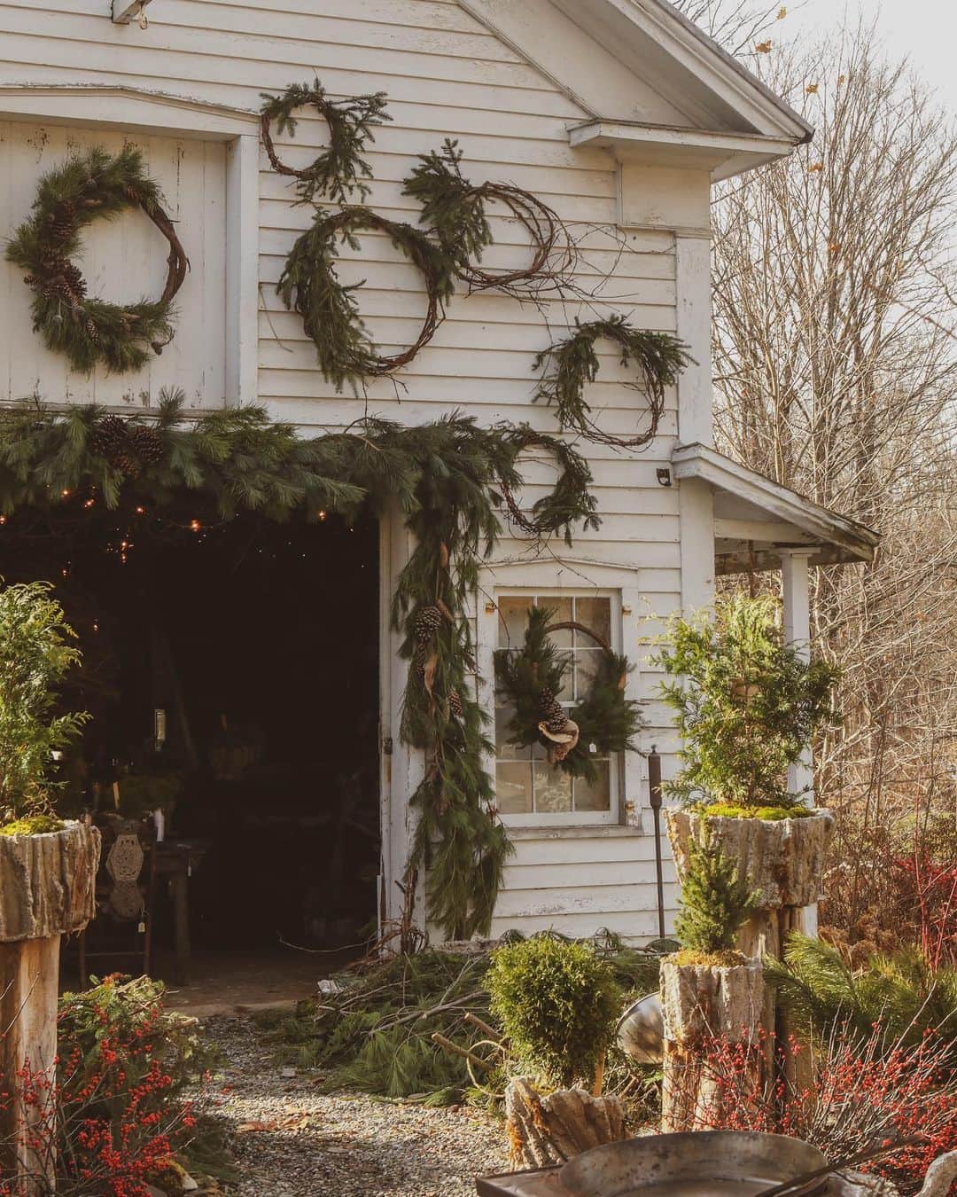 FOLKのインスタグラム：「The Christmas issue is in its final proofing and goes to print today, but here I am digging in Dropbox thinking...oh I need to add this @hortandpott photo to their story. Somewhere I’m being yelled at to just get the damn thing done. Anyways...if you haven’t pre-ordered it yet, you need to. Www.folkgeneral.com」