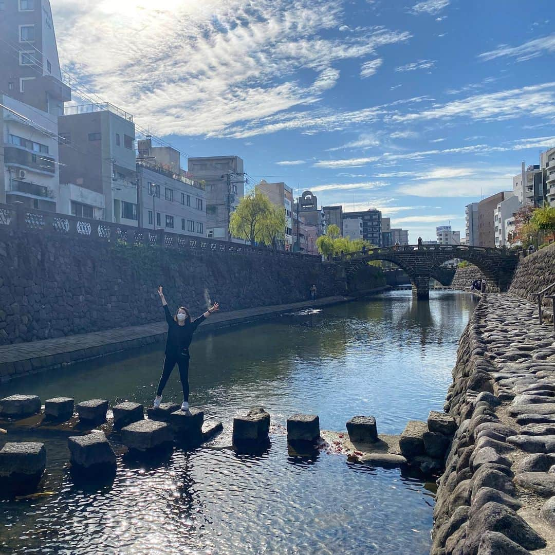 岩村菜々美さんのインスタグラム写真 - (岩村菜々美Instagram)「地元でまったりしてます✨ #眼鏡橋 #めがね橋 #長崎 #佐世保出身 #晴れ女 #元気モリモリ」11月19日 23時49分 - nanami1120