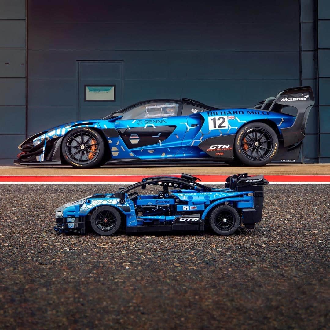 LEGOさんのインスタグラム写真 - (LEGOInstagram)「Directly from the racetrack… and into the LEGO Technic car collection! Say hello to @McLarenAuto and their stunning Senna GTR. Available from January 1st 2021.   #LEGO #LEGOTechnic #McLarenSennaGTR」11月20日 0時00分 - lego