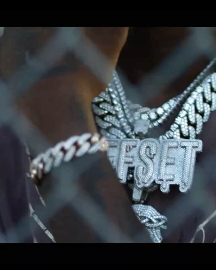ニューエラ・キャップのインスタグラム：「Just dropped. Offset x Atlanta Braves. Do it for the culture. @offsetyrn @braves  . Link in bio」
