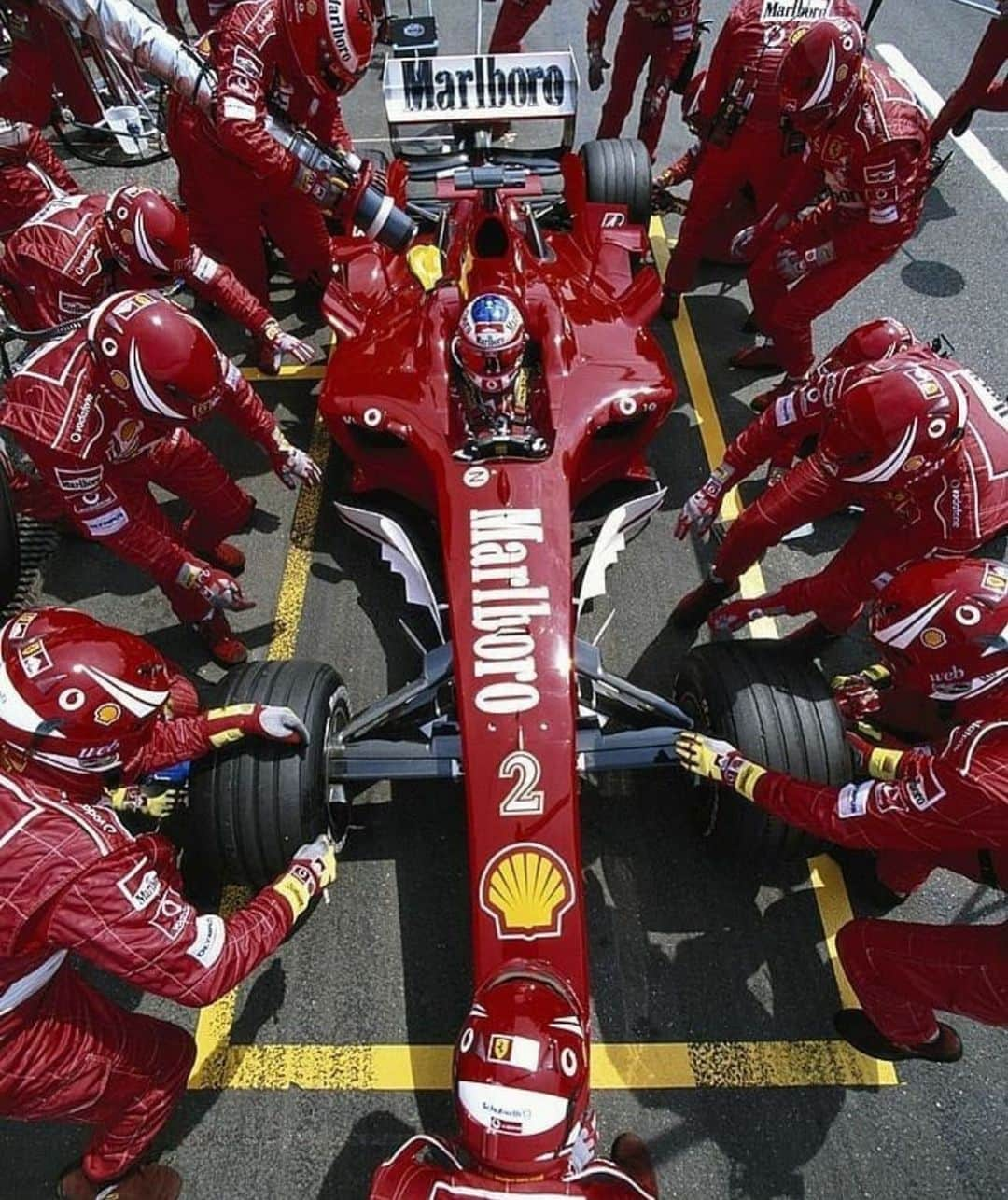 ルーベンス・バリチェロさんのインスタグラム写真 - (ルーベンス・バリチェロInstagram)「Na epoca q 7seg era um otimo pit stop 💨💨💨 #tbt #temposdeferrari /// back when 7s was a mega pit stop #TBT #gobarricas🇧🇷」11月20日 0時07分 - rubarrichello