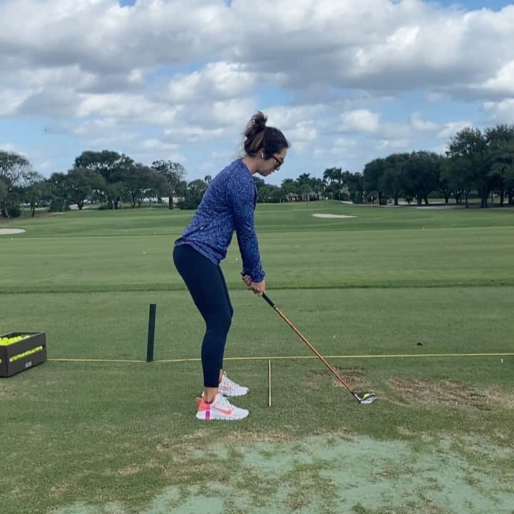 マリナ・アレックスのインスタグラム：「@srixongolf new XZ5s are 🔥!!!!!」