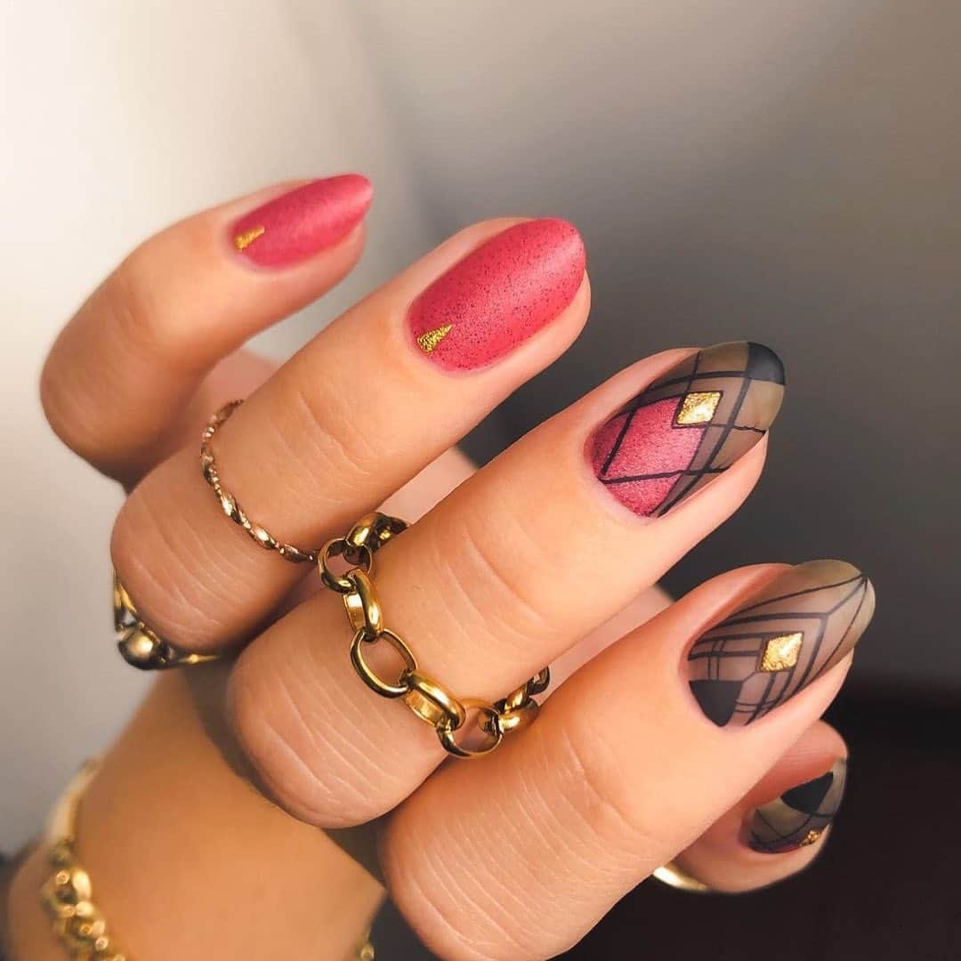 Nail Designsさんのインスタグラム写真 - (Nail DesignsInstagram)「Credit • @basecoatstories • ad • brand mentioning • pr  • #reversestamping #reversestampingnails #stamping #stampingnailart #stampingnails #geometricnails #geometricnailart #nailgems #bornprettynailart #bornprettystamping #beyu #pinknails #nailart #nailsofinstagram #nails #nailsinspiration #naturalnails #elegantnails #nailstyle #mattenails」11月20日 11時16分 - nailartfeature