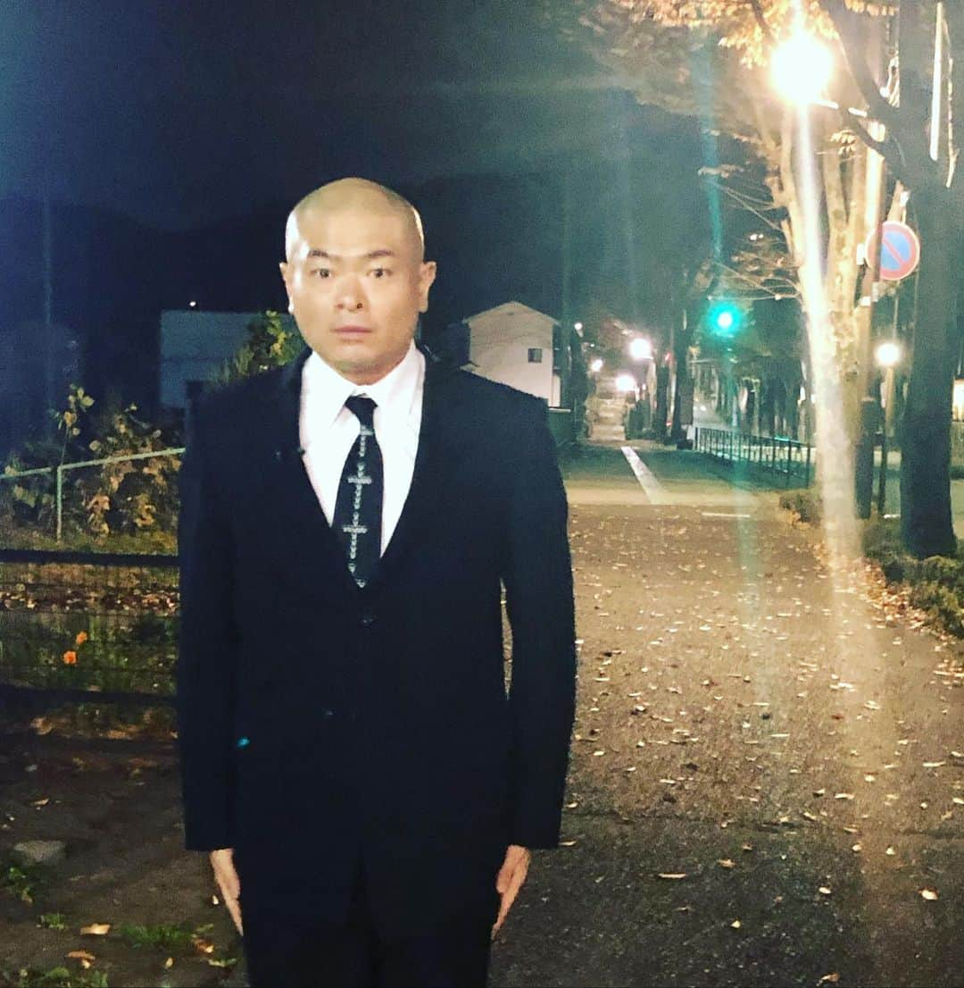 あばれる君さんのインスタグラム写真 - (あばれる君Instagram)「深夜もロケが続いていると感じざるを得ません。」11月20日 2時55分 - abarerukun