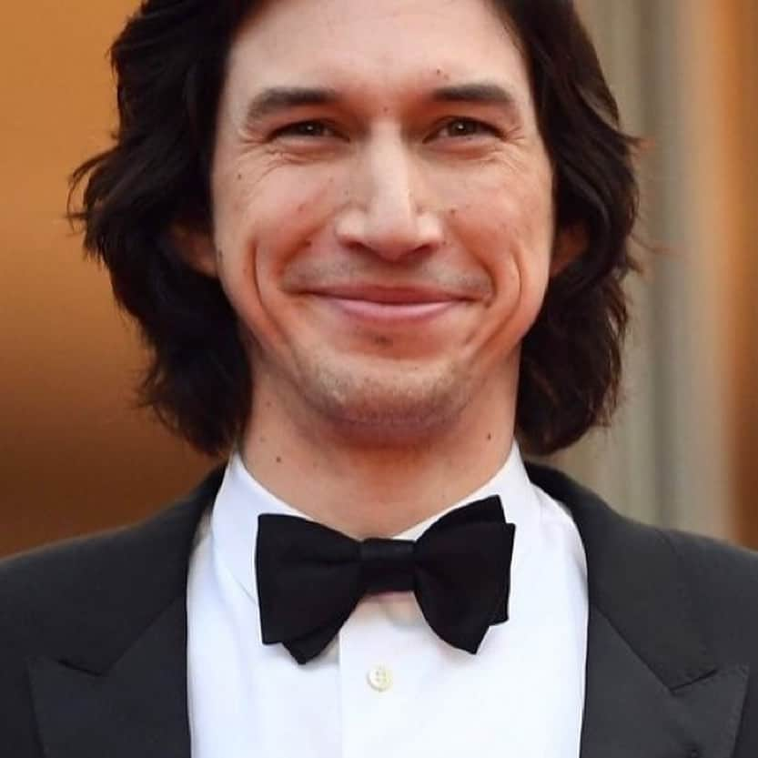 マーク・ハミルさんのインスタグラム写真 - (マーク・ハミルInstagram)「SHOUT OUT to Adam Driver for no particular reason other than he is a helluva an actor, a genuinely nice person & a deeply gifted karaoke singer.* Also, who can ever forget the time we teamed up to rescue that dog? #btw_ThankYouForYourService  (*some alcohol required)」11月20日 2時50分 - markhamill