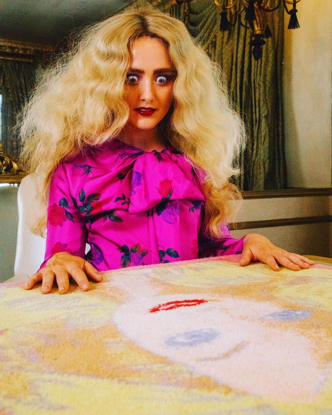 コール・スプラウスのインスタグラム：「Gettin a lil dolled up before finding a new ex husband that disappears under mysterious circumstances.   @kathrynnewton @interviewmag」