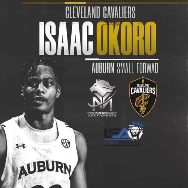 マック・メインのインスタグラム：「Congrats @isaacokoro!! Well deserved!!! #LSASportsAgency #YMAPAA」