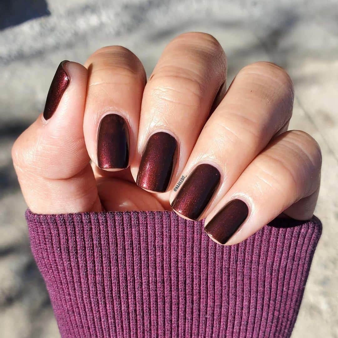 OPIさんのインスタグラム写真 - (OPIInstagram)「#ColorUsInspired by this #MidnightinMoscow mani 🍂 By: @naailedit_  #OPIObsessed #ColorIsTheAnswer #NOTD #NailSwag #NailsOfInstagram #NailsOnFleek #NailPolish #Nails #OPI #darknails」11月20日 5時10分 - opi