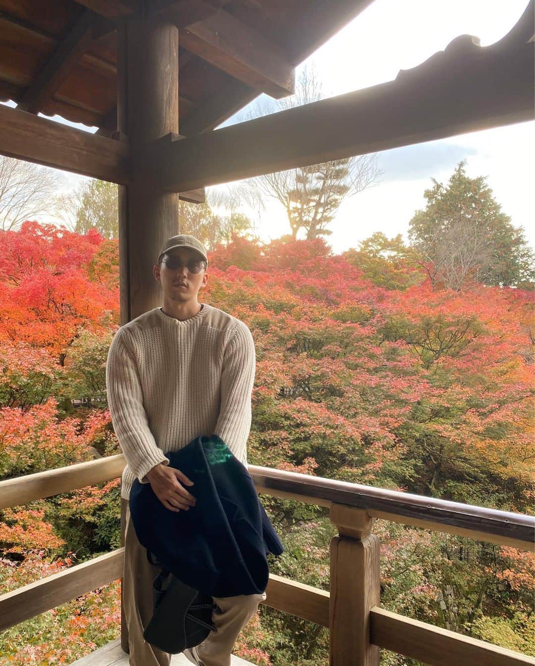 三浦大地さんのインスタグラム写真 - (三浦大地Instagram)「紅葉を観に京都は東福寺へ。  #東福寺 #京都 #紅葉」11月20日 12時02分 - daichi_1127