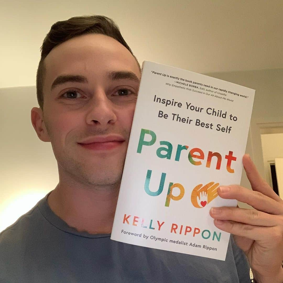 アダム・リッポンさんのインスタグラム写真 - (アダム・リッポンInstagram)「Happy birthday to my INCREDIBLE mom, @krippon 🥳🥳🥳 I hope you are having a great day. I love you and I’m so proud of all the things you’re doing INCLUDING your new book that’s coming out next month!!! ❤️❤️❤️ MAKE SURE YOU GO AND GET IT!!! #ParentUp」11月20日 7時41分 - adaripp