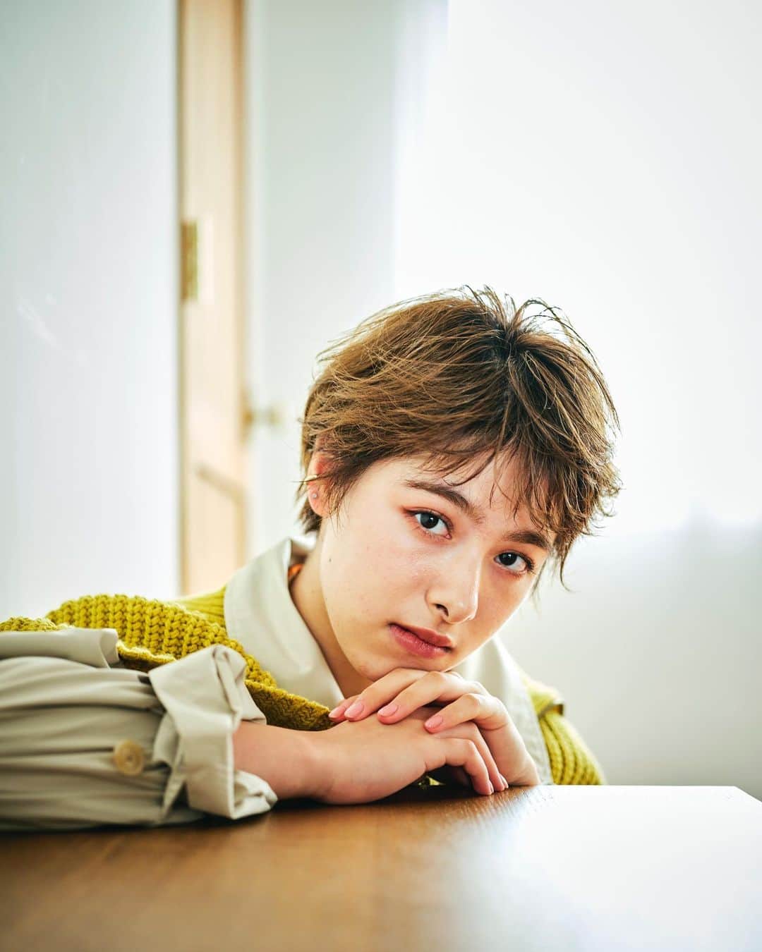 片山良平さんのインスタグラム写真 - (片山良平Instagram)「LONESS collection 2020aw 今日からホームページに公開されました✂︎  『colored day』  今回も可愛く仕上がってます！ 是非、プロフィールURLから ご覧ください。  撮影  @taka_ustes   衣装  @js_relume @kunut__  #loness #2020aw #hairstyle  #collection2020」11月20日 21時08分 - ryohei_katayama