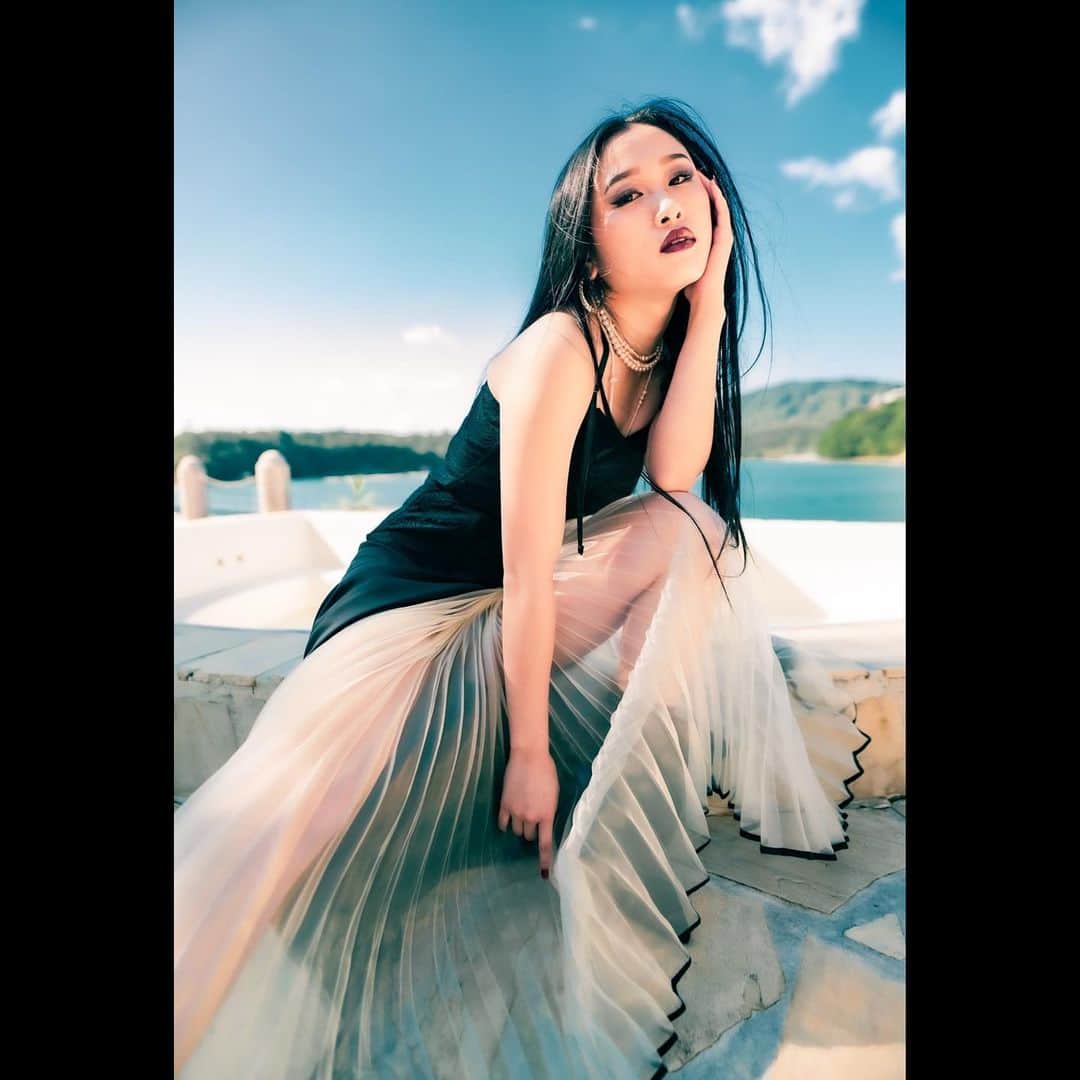 のインスタグラム：「_ . New Photos📸 . Photo by @kantoos_lifestyle . 👗 @immn_____ . . #photo#photograph#photography#dance#dancer #dancerphotography#vogue#voguer#pose#model #fashion#fashionportrait#longhair#blacklonghair #houseoforicci#houseoforiccijapan#theoricciway #japan#japanesegirl#HIKARIfamily#ayanaoricci」