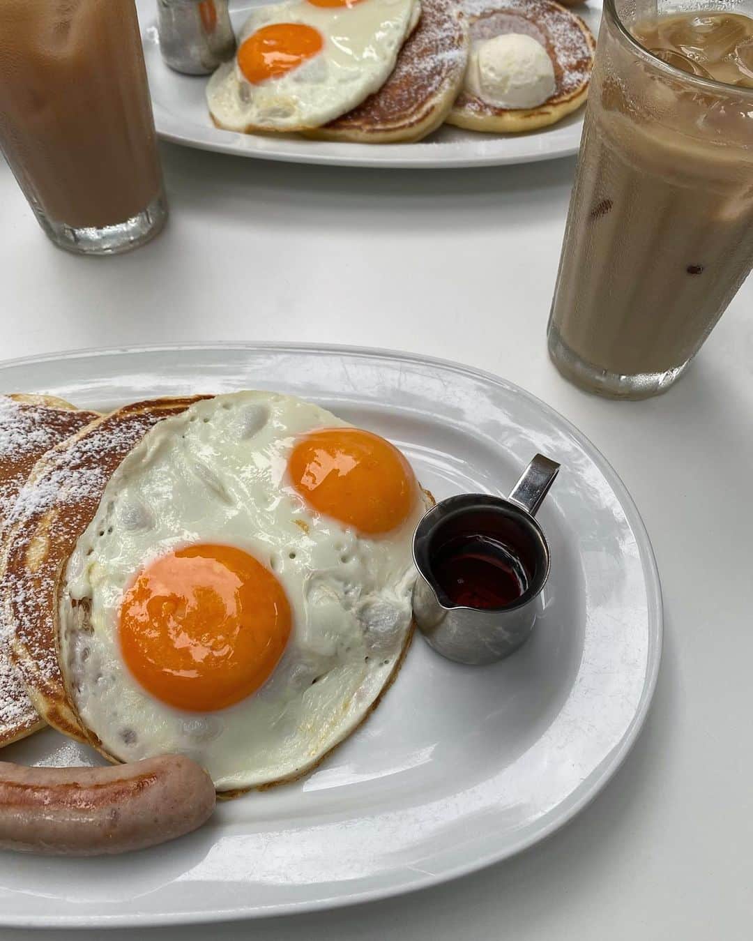 人見古都音のインスタグラム：「😋」