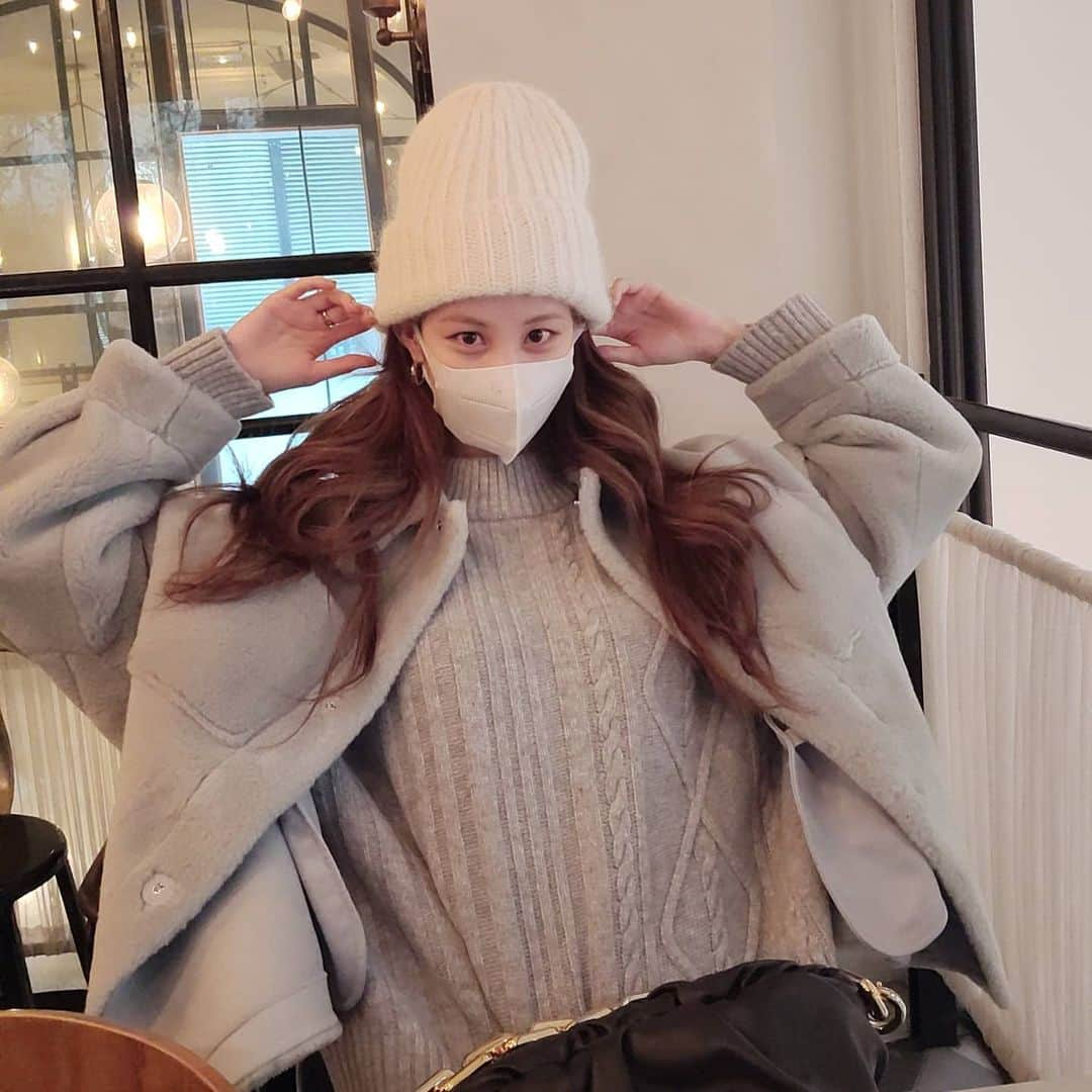 ソヒョンさんのインスタグラム写真 - (ソヒョンInstagram)「Stay warm🙊」11月20日 13時23分 - seojuhyun_s