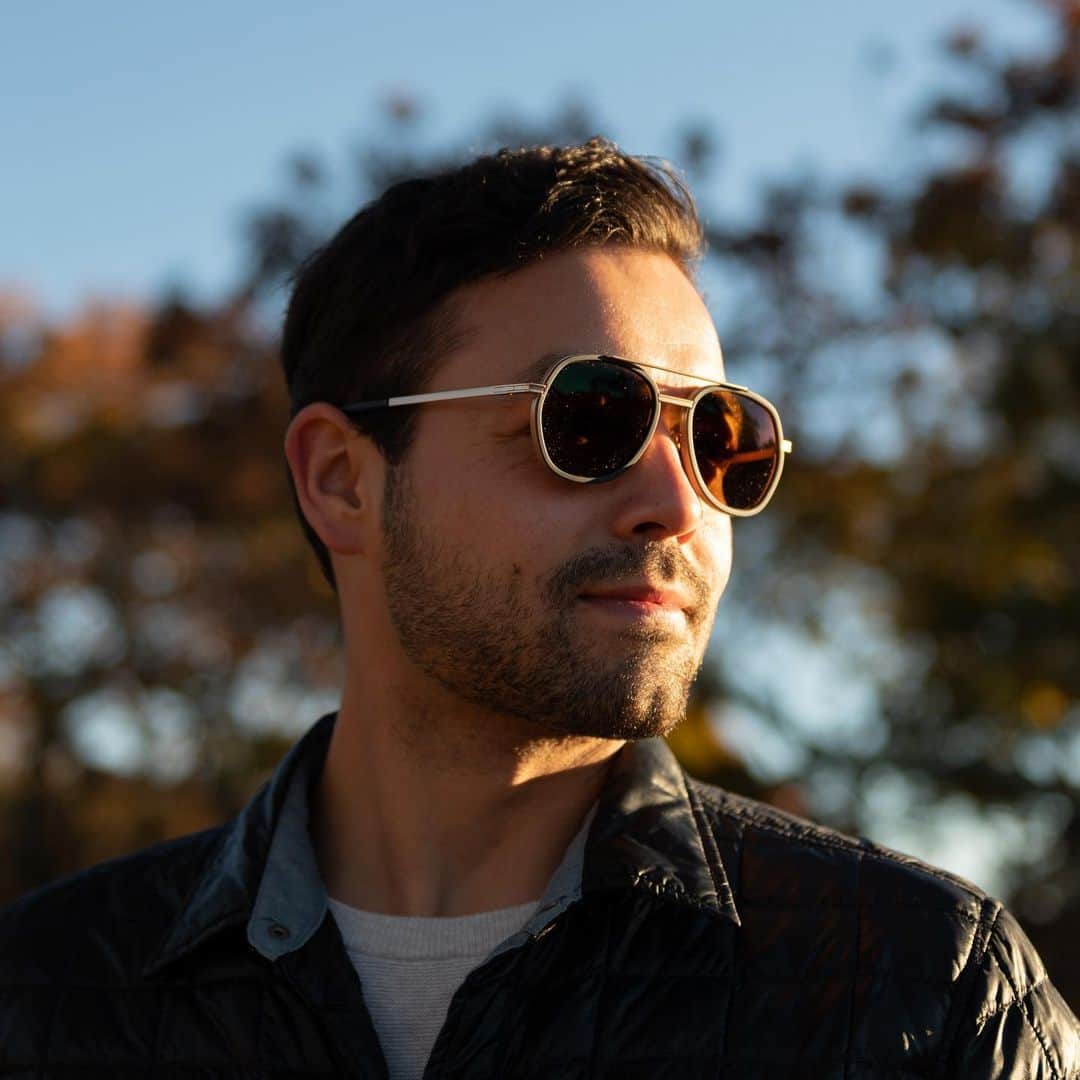 JINSのインスタグラム：「⚡ WEEKLY FLASH SALE: FREE LENS OFFERS EACH WEEK⚡ This week: Free Tinted Lens Upgrades ($100 regular retail). Make any frame sitewide into prescription sunglasses, and add the tinted lens option for $0. Limited time until 11/24.  ➡️ Subscribe to our emails to be the first notified when new flash sales drop each week! *Online only. No code required. Add tinted lens option before adding to cart. Terms apply. See site for details.」