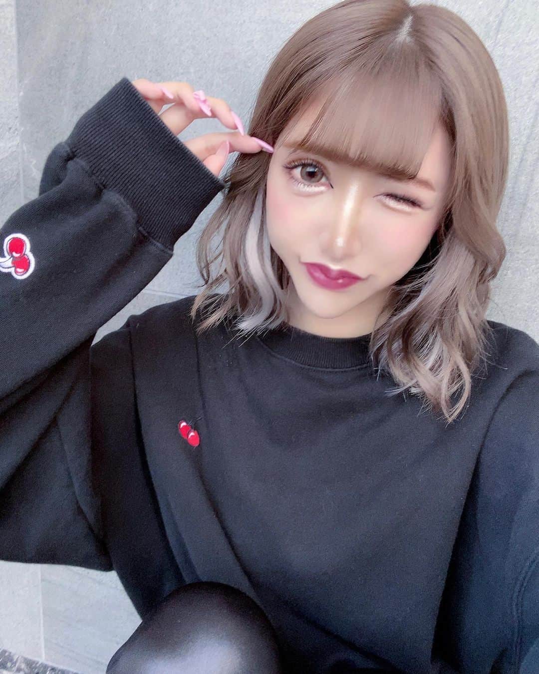 聖川あいなのインスタグラム：「#名古屋 #錦 #錦3 #昼キャバ #キャバクラ #キャバ嬢 #女子大 #ミナミ #北新地 #六本木 #歌舞伎町 #歌舞伎 #ホスト #ナイツネット #ポケパラ #写真加工 #イヤリングカラー」