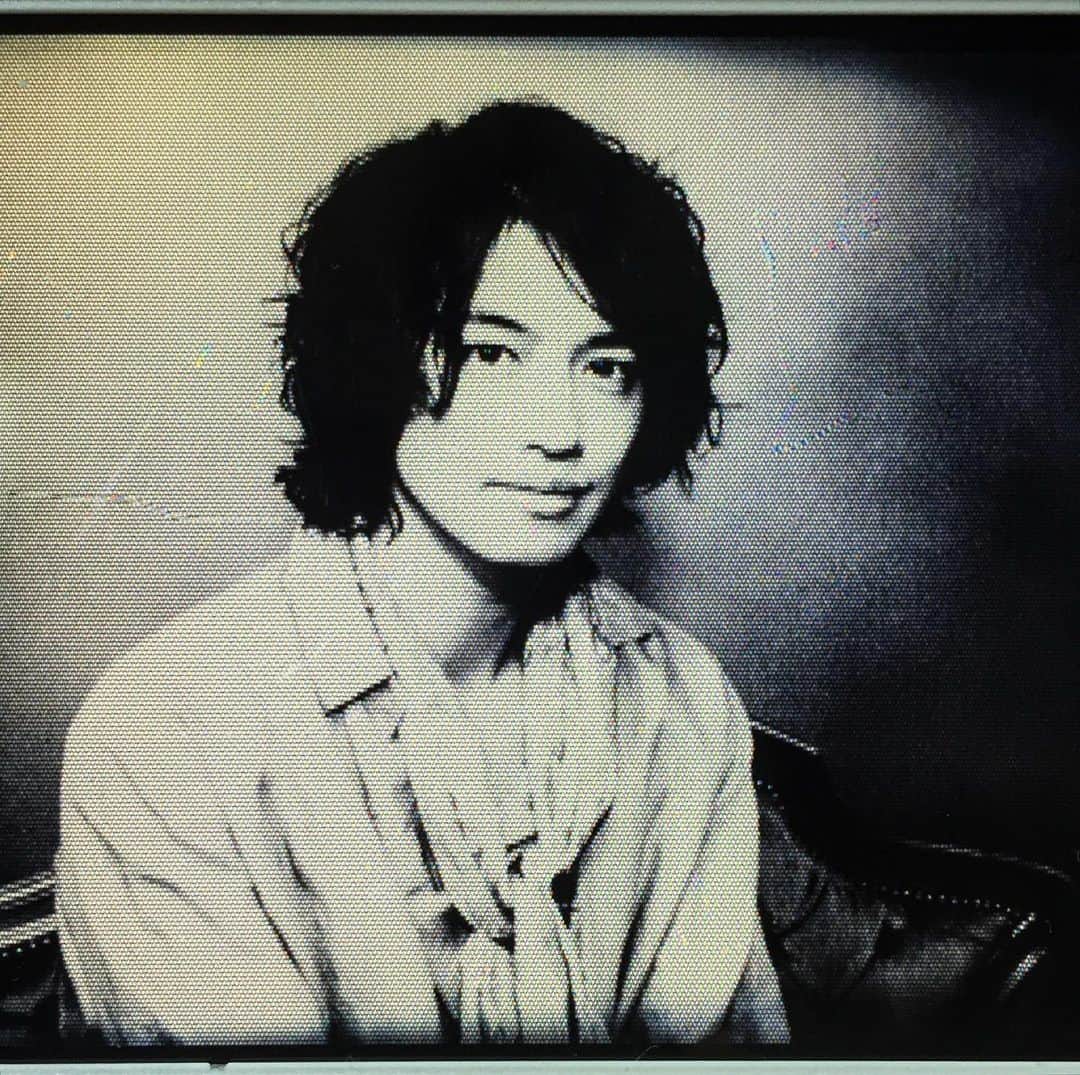 のインスタグラム：「いつぞやの あたす  photo：Tsuyoshi Domoto  #kinkikids 2016  #モノクロの世界」