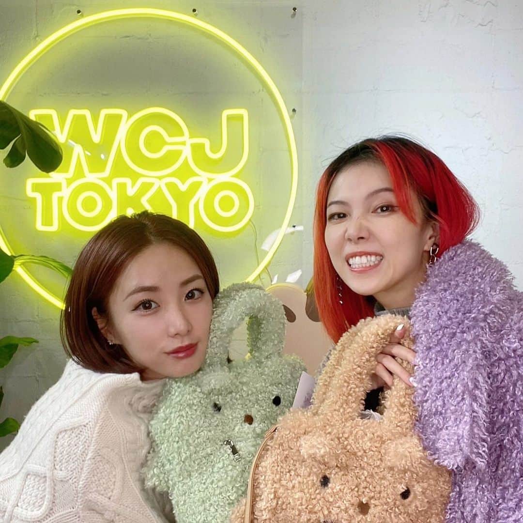 イアリサのインスタグラム：「この間 @si_oux が @wcjapan に遊びに来てくれた！❤️ . #wcj」