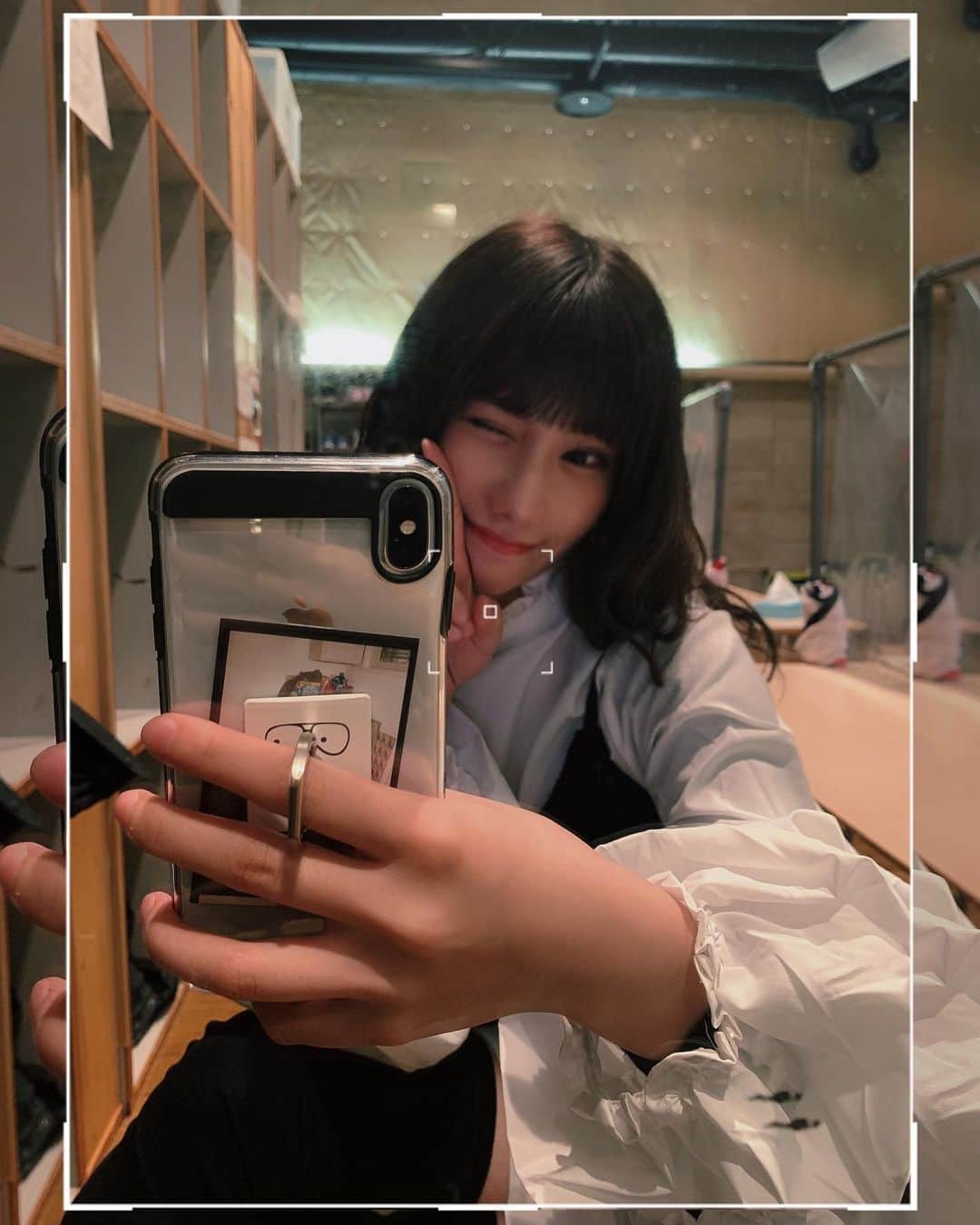石田優美さんのインスタグラム写真 - (石田優美Instagram)「﻿ ﻿ ﻿ ﻿ ☺︎✌︎🤍🖤」11月20日 14時44分 - yu_mi_1012