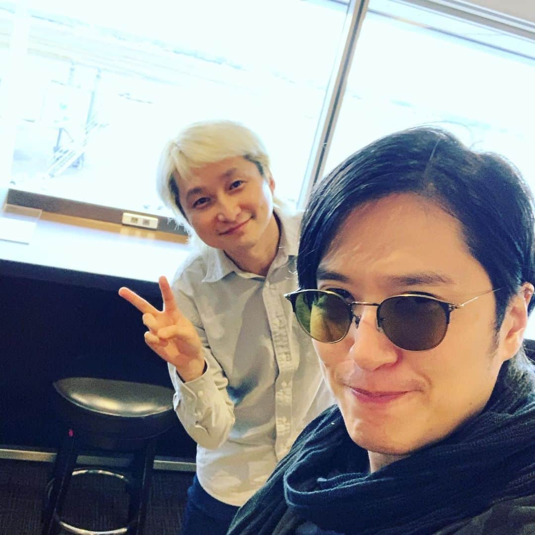 清塚信也さんのインスタグラム写真 - (清塚信也Instagram)「おにいがいた！  #NAOTO おにい #羽田空港 @naoto_poper」11月20日 15時23分 - shinya_kiyozuka