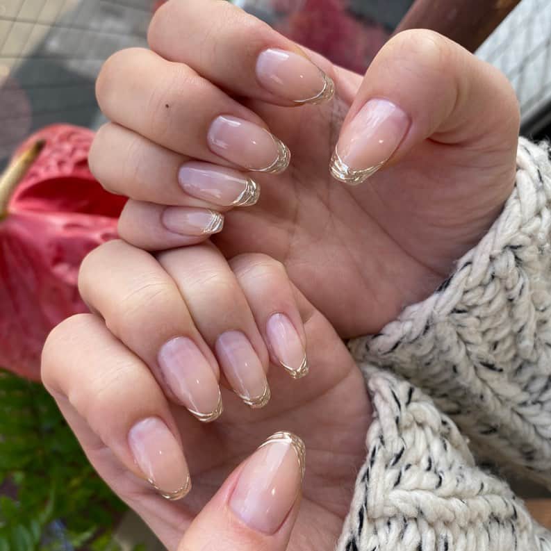 inthinkさんのインスタグラム写真 - (inthinkInstagram)「mirror french✨ . . . #nail #nailart #nailist #nailsalon #ネイル #ネイルサロン #ネイルアート #gel #gelnail #ニュアンスネイル #ちゅるんネイル#凝膠指甲#指甲設計#美甲推薦 #光療美甲#手繪指甲#東區#パラジェル#パラジェルベース」11月20日 21時17分 - inthink