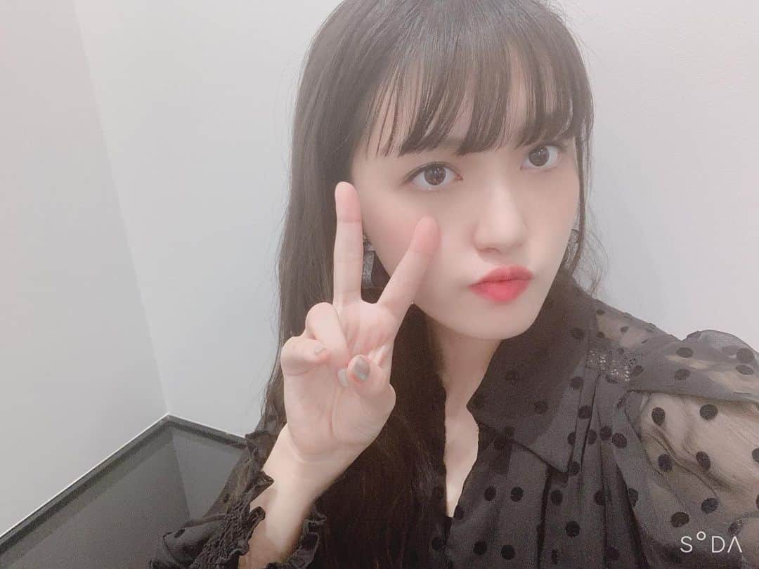 JUNNAのインスタグラム：「明日の14:00〜、2nd Album "20×20"のインターネットサイン会です✒️ JUNNAのYouTubeにお集まりください▶️」
